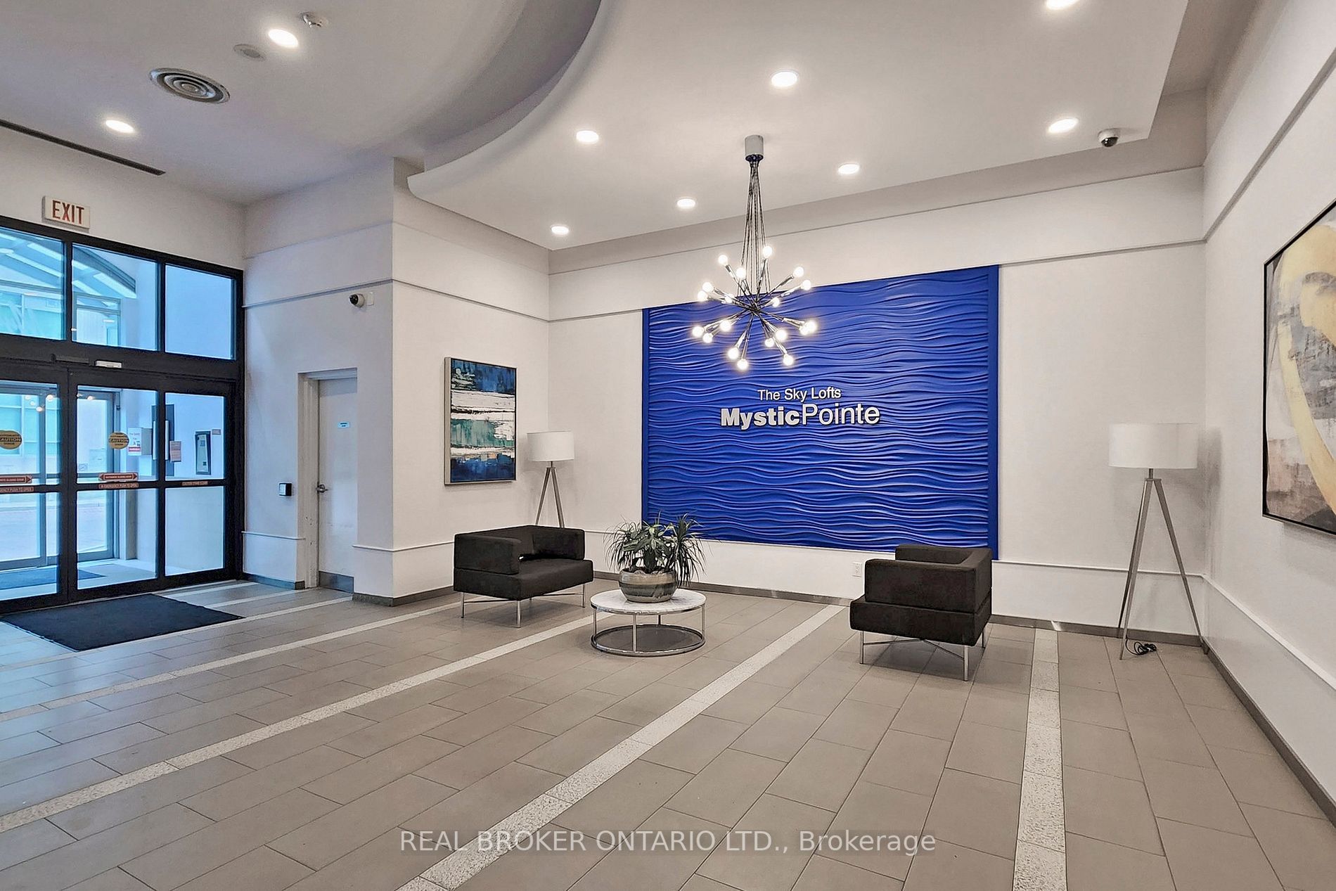 250 Manitoba Street, #728