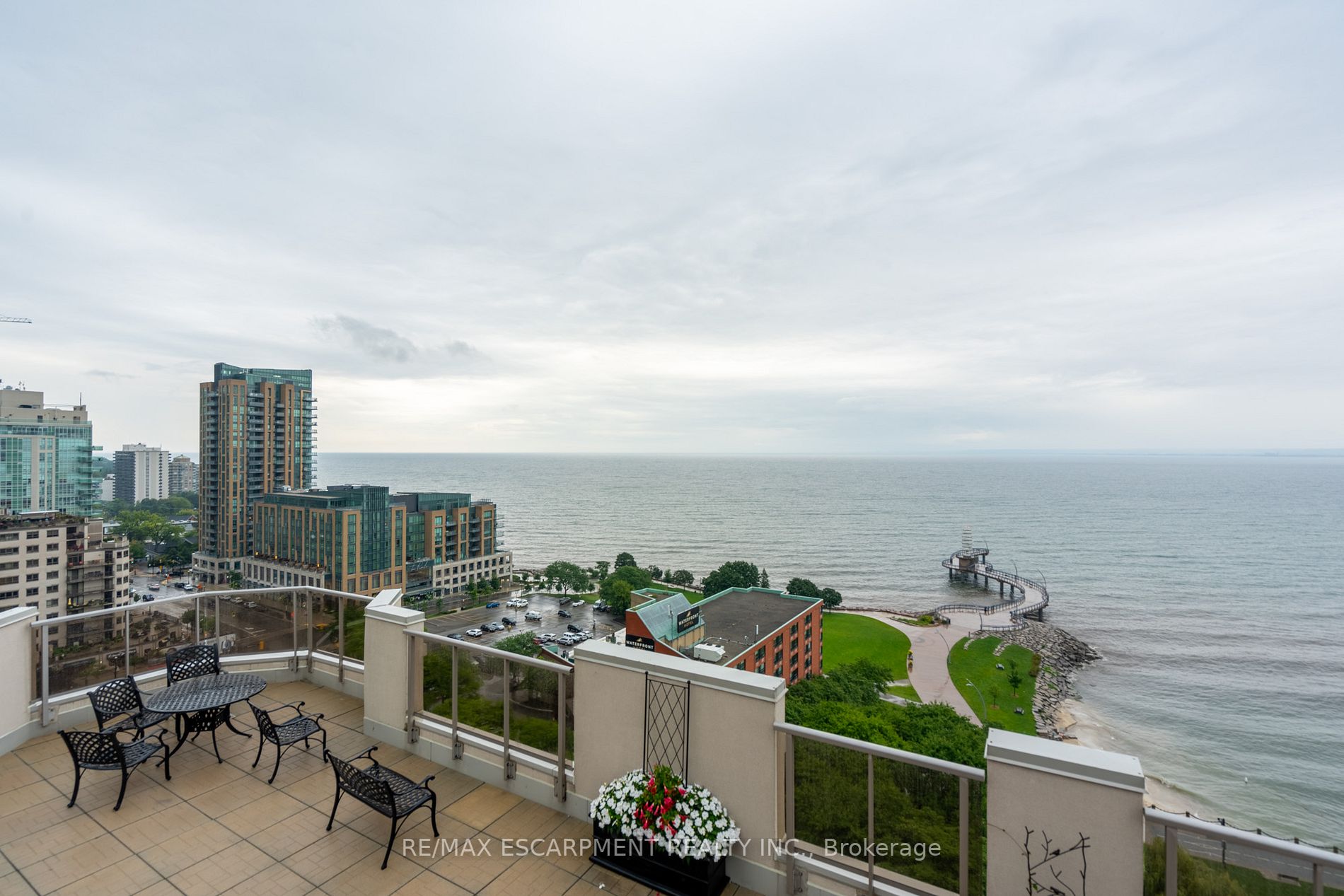 1477 Lakeshore Road, #1003