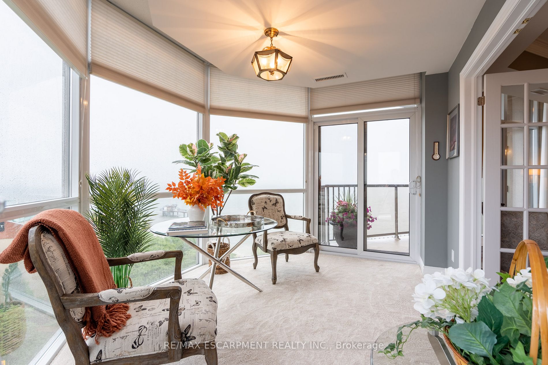 1477 Lakeshore Road, #1003