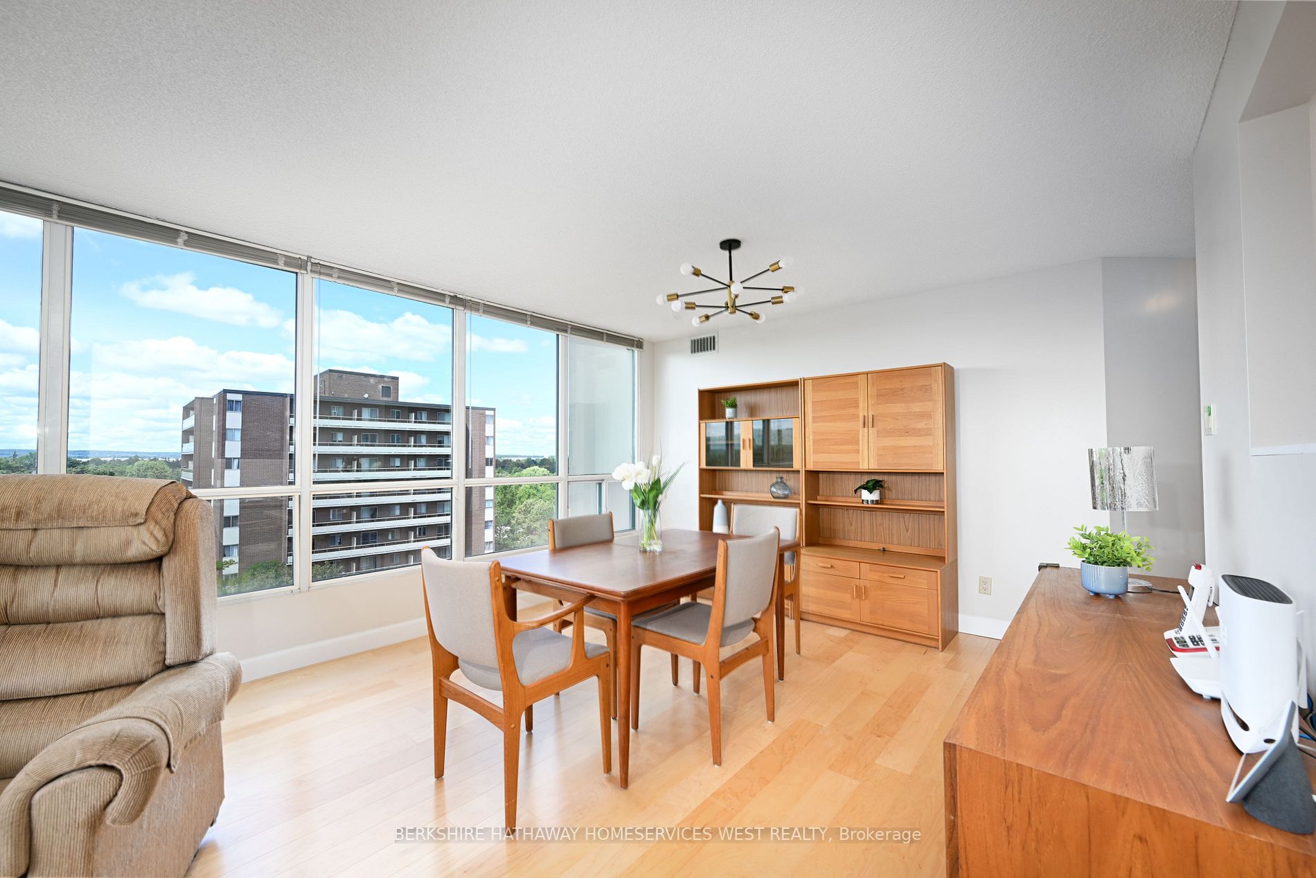 Listing W6747696 - Large Photo # 7