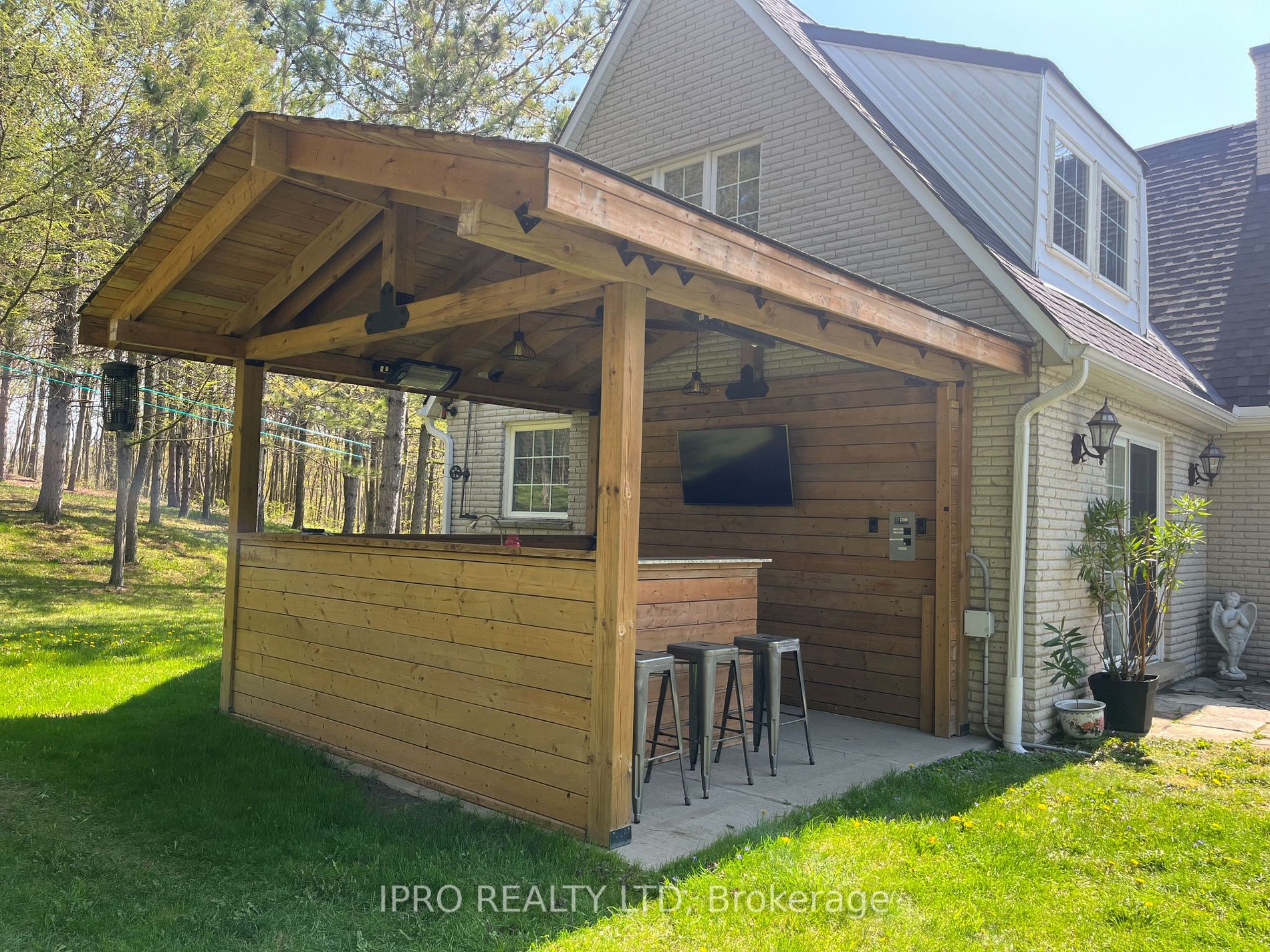 3726 Escarpment Sdrd