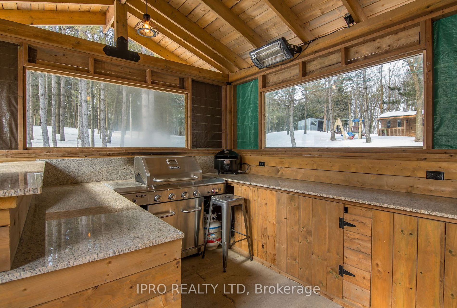3726 Escarpment Sdrd