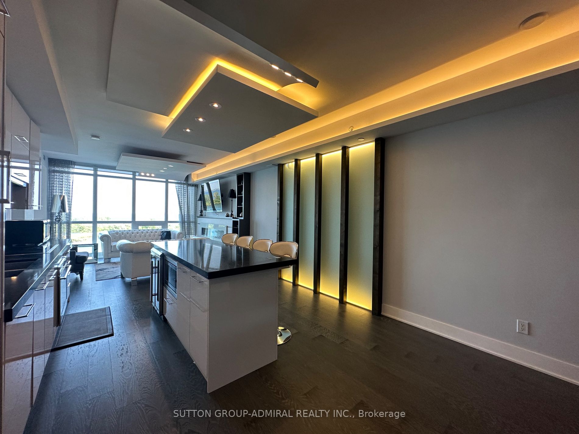 59 Annie Craig Drive, #803