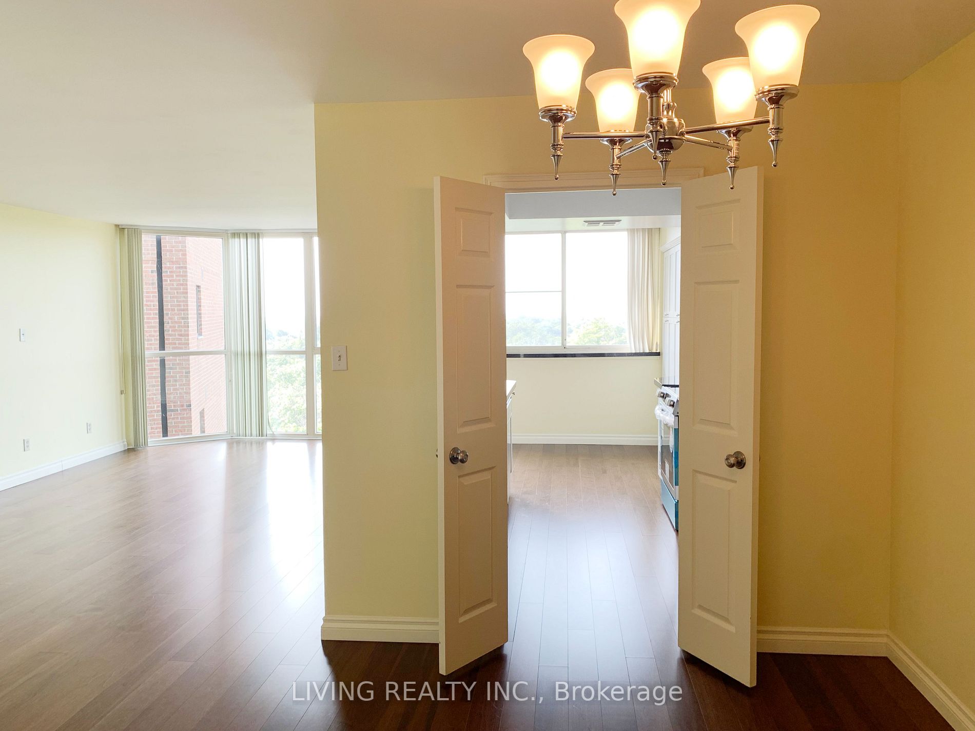 Listing W6747870 - Large Photo # 3