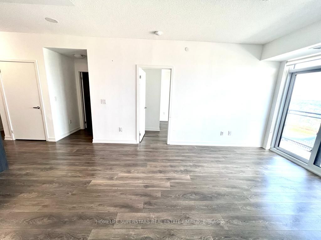 Listing W6747990 - Large Photo # 4