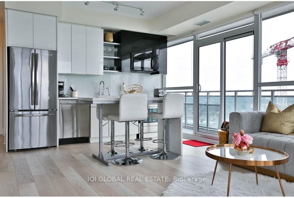 33 Shore Breeze Dr, #2509