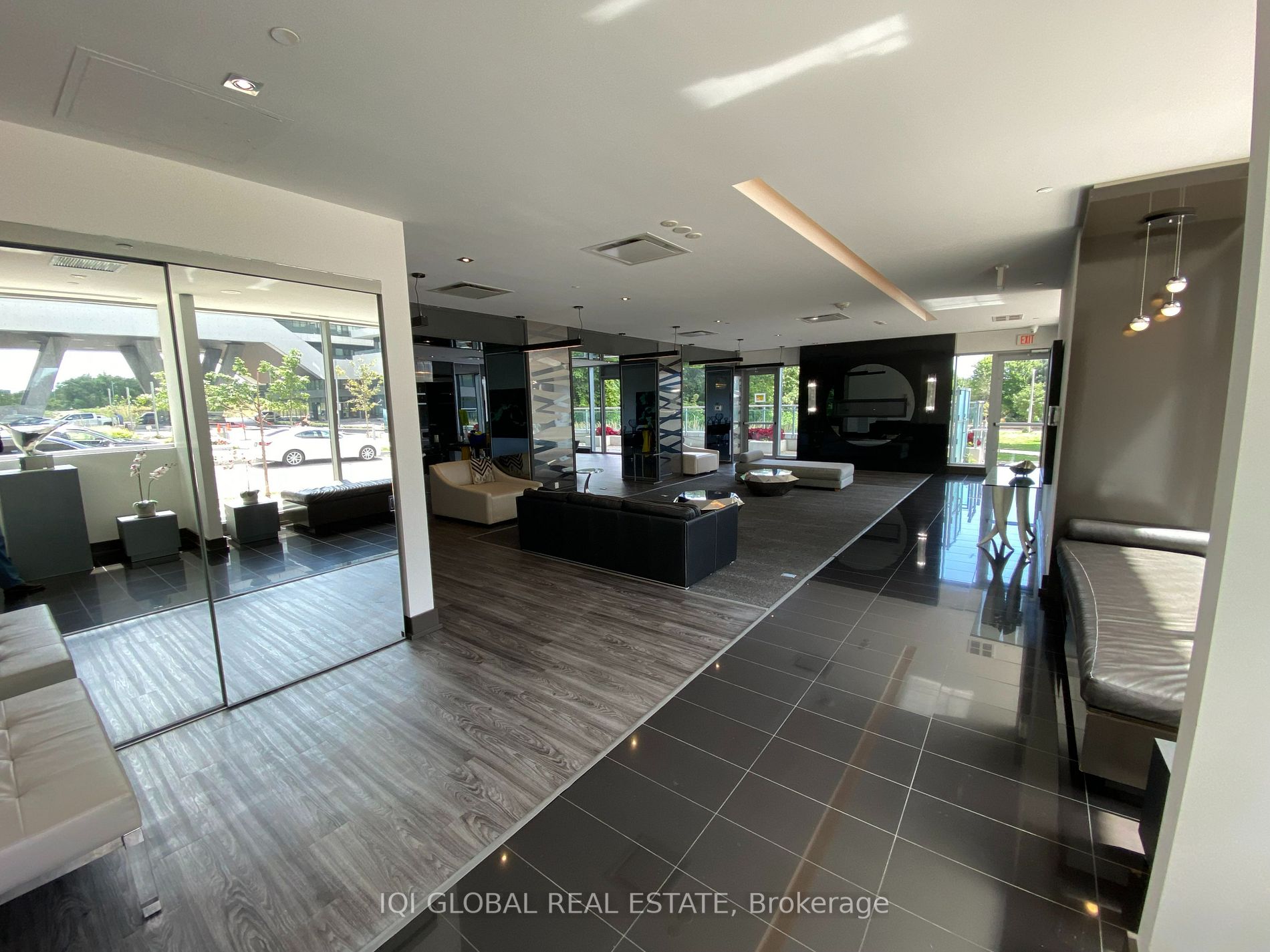 33 Shore Breeze Dr, #2509