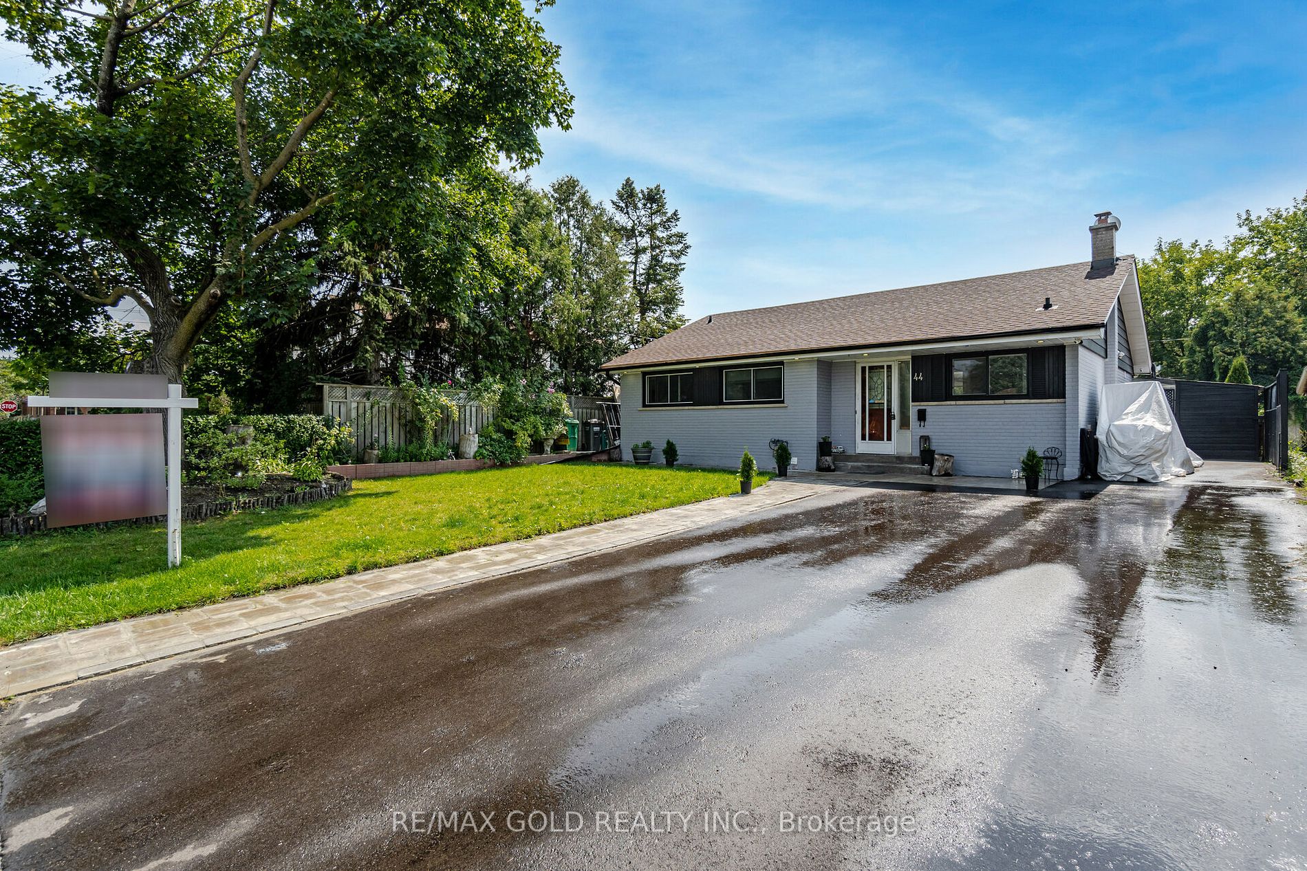 44 Stanley Crt
