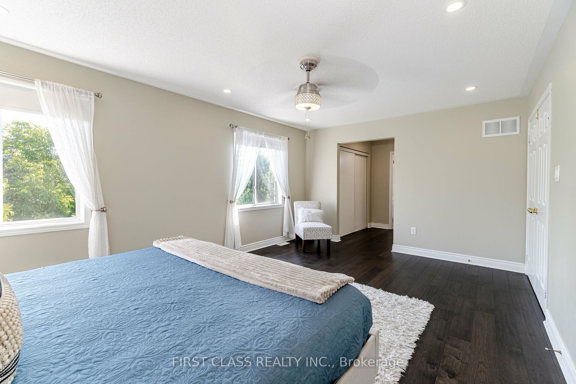 41 Apple Blossom Crescent