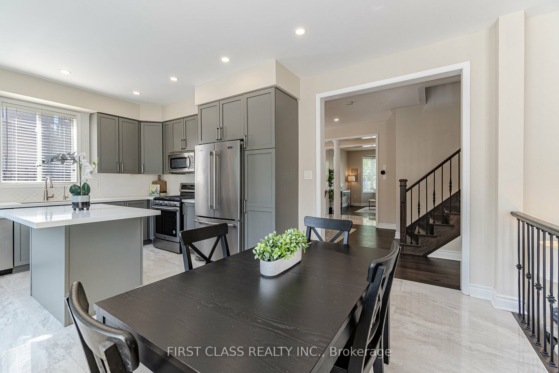41 Apple Blossom Crescent