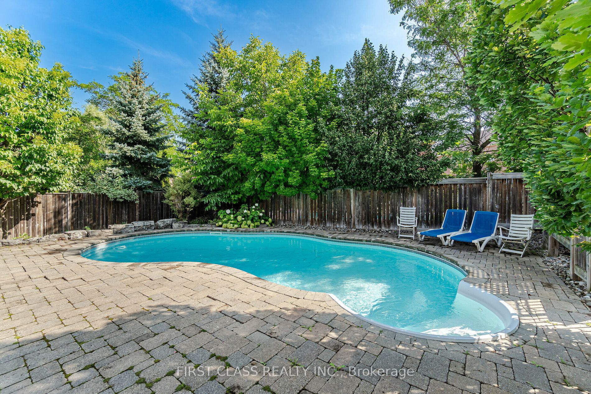 41 Apple Blossom Crescent