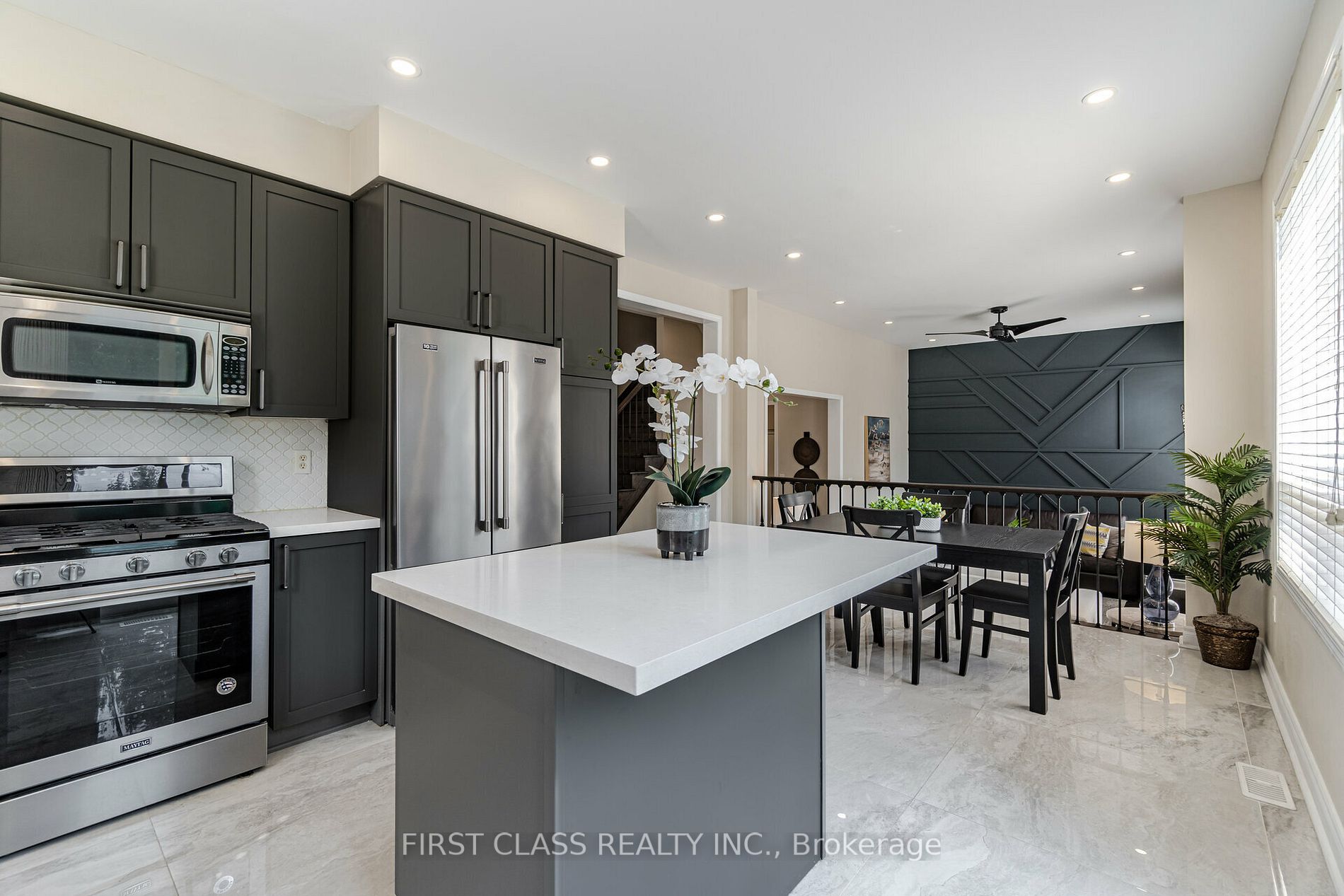 41 Apple Blossom Crescent