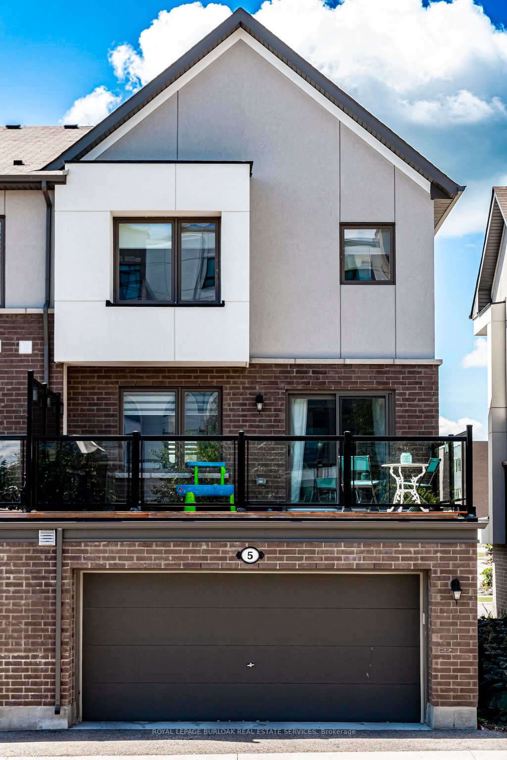 1125 Leger Way, #5