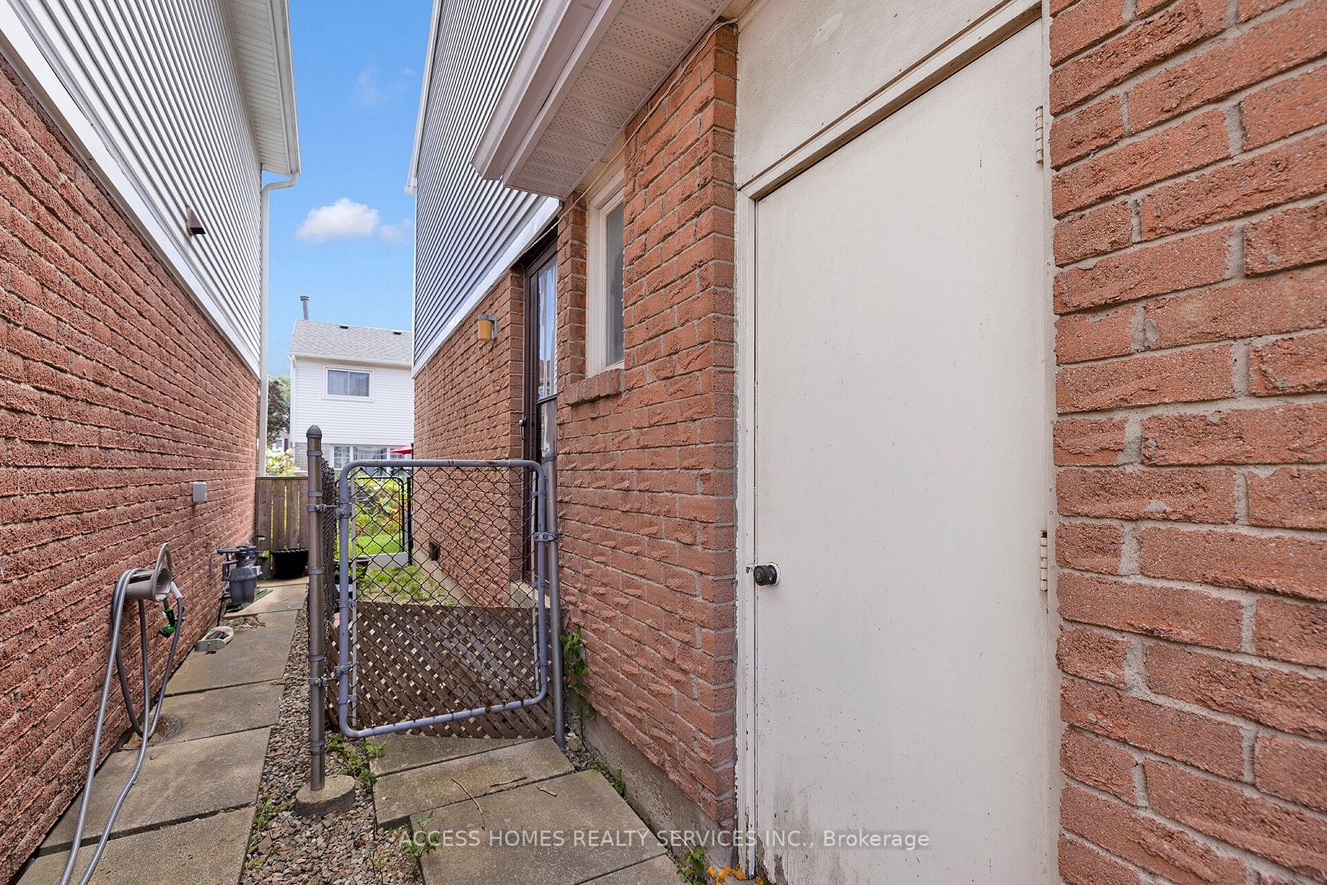 58 Junewood Crescent