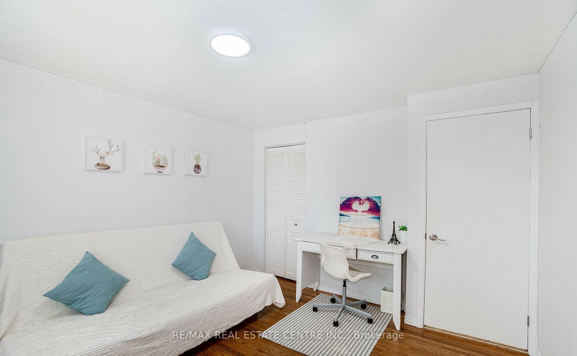 39 Caledon Cres, #Lower
