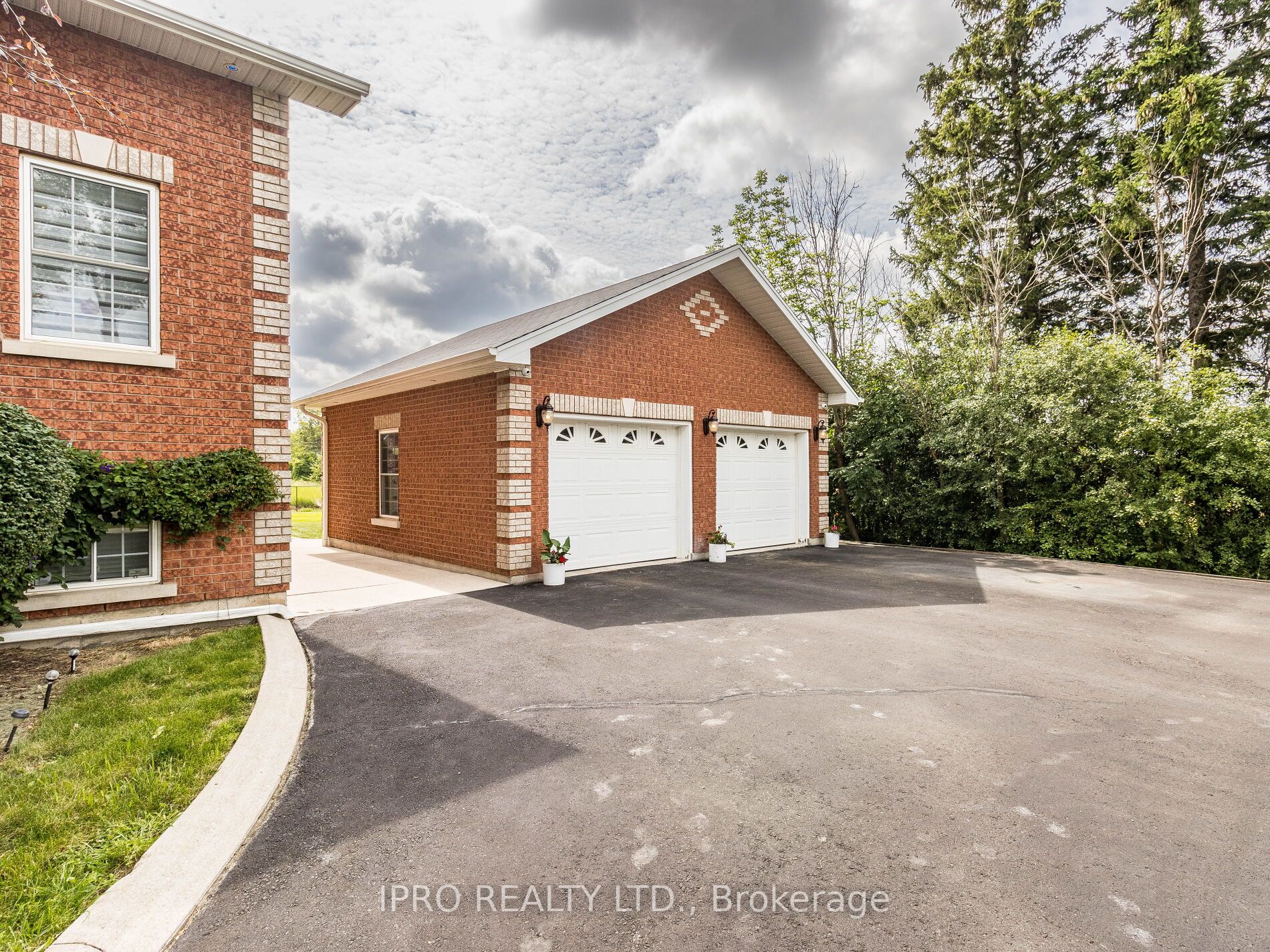 15260 Regional Rd 10 Road