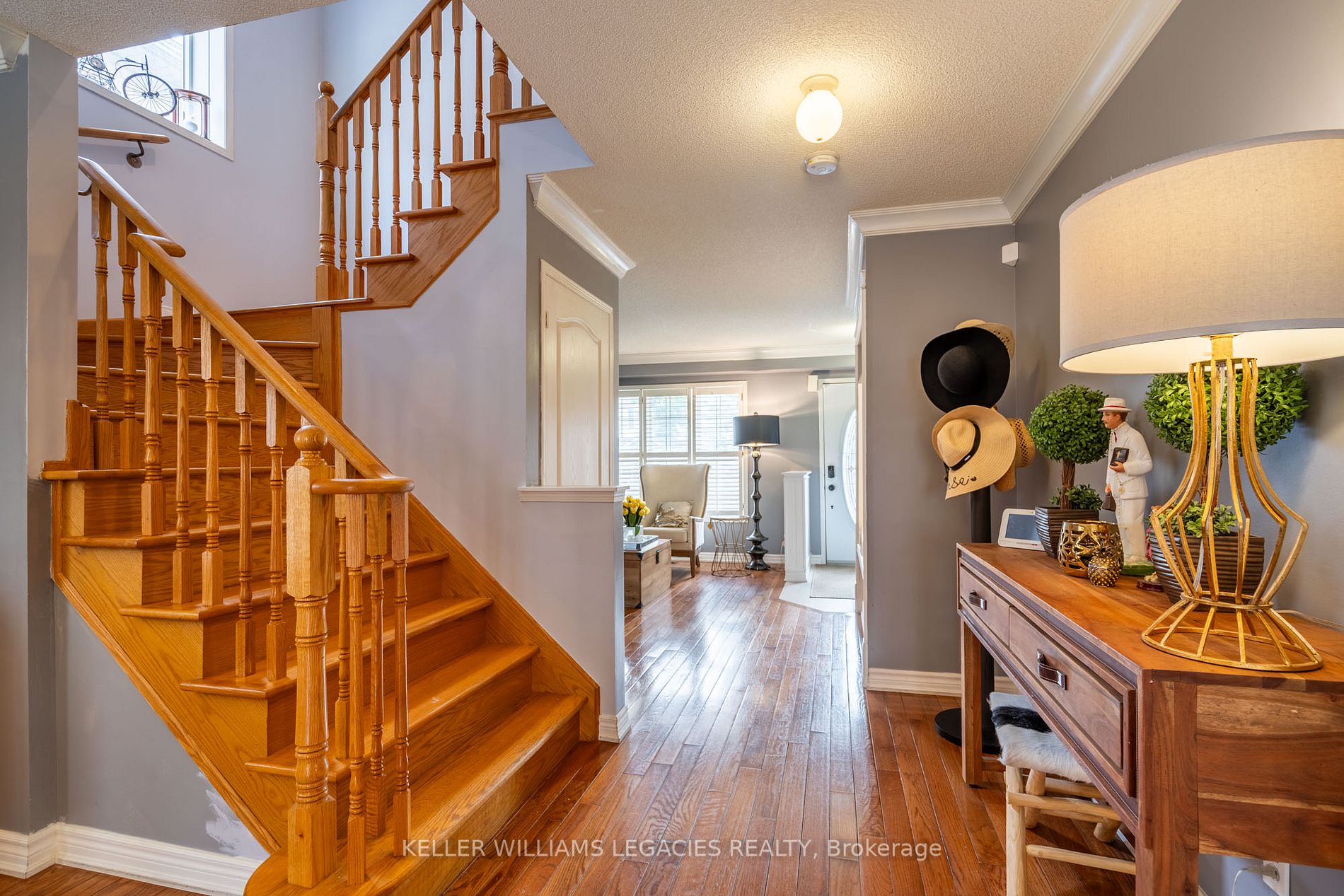 4 Sandway Dr