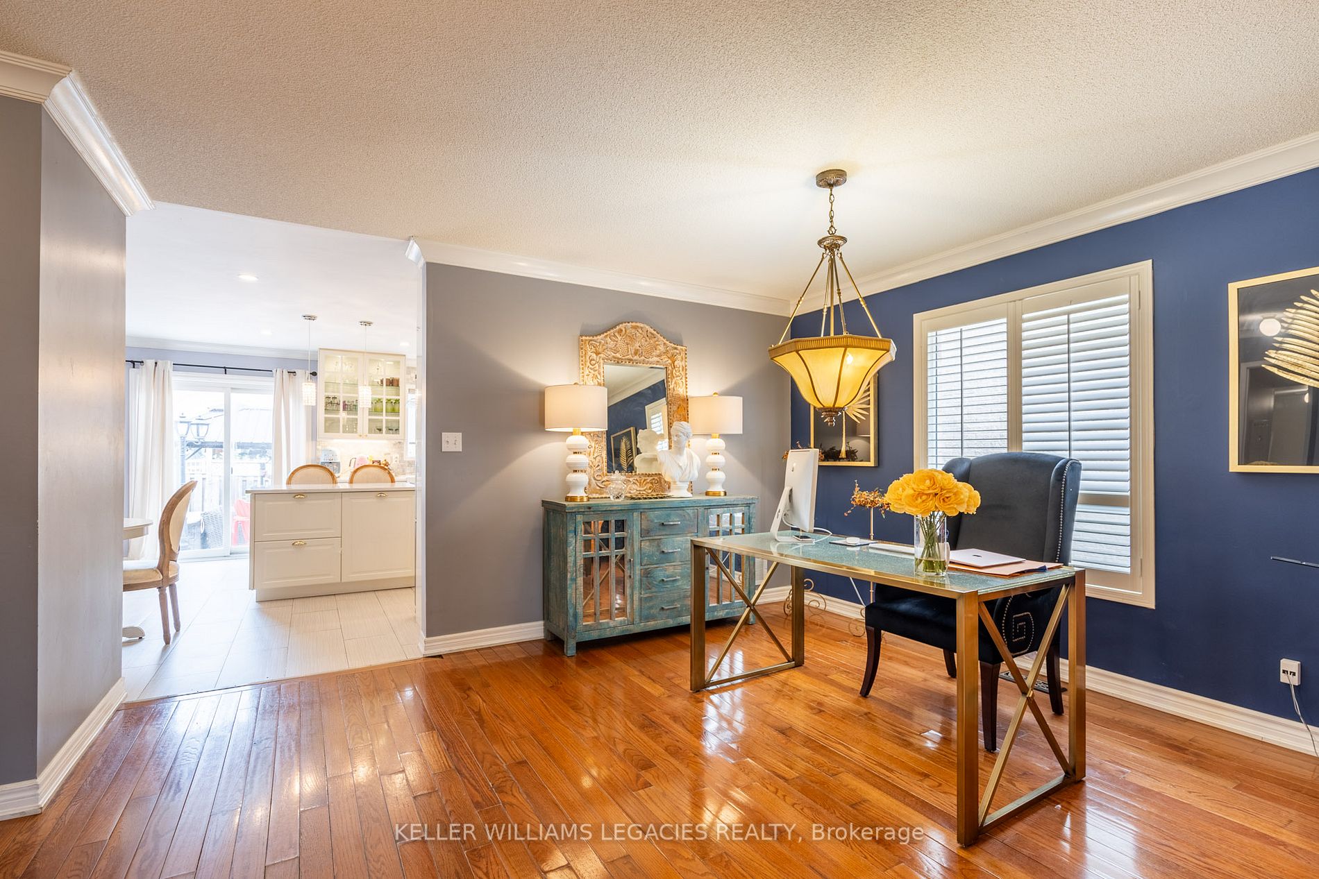 4 Sandway Dr