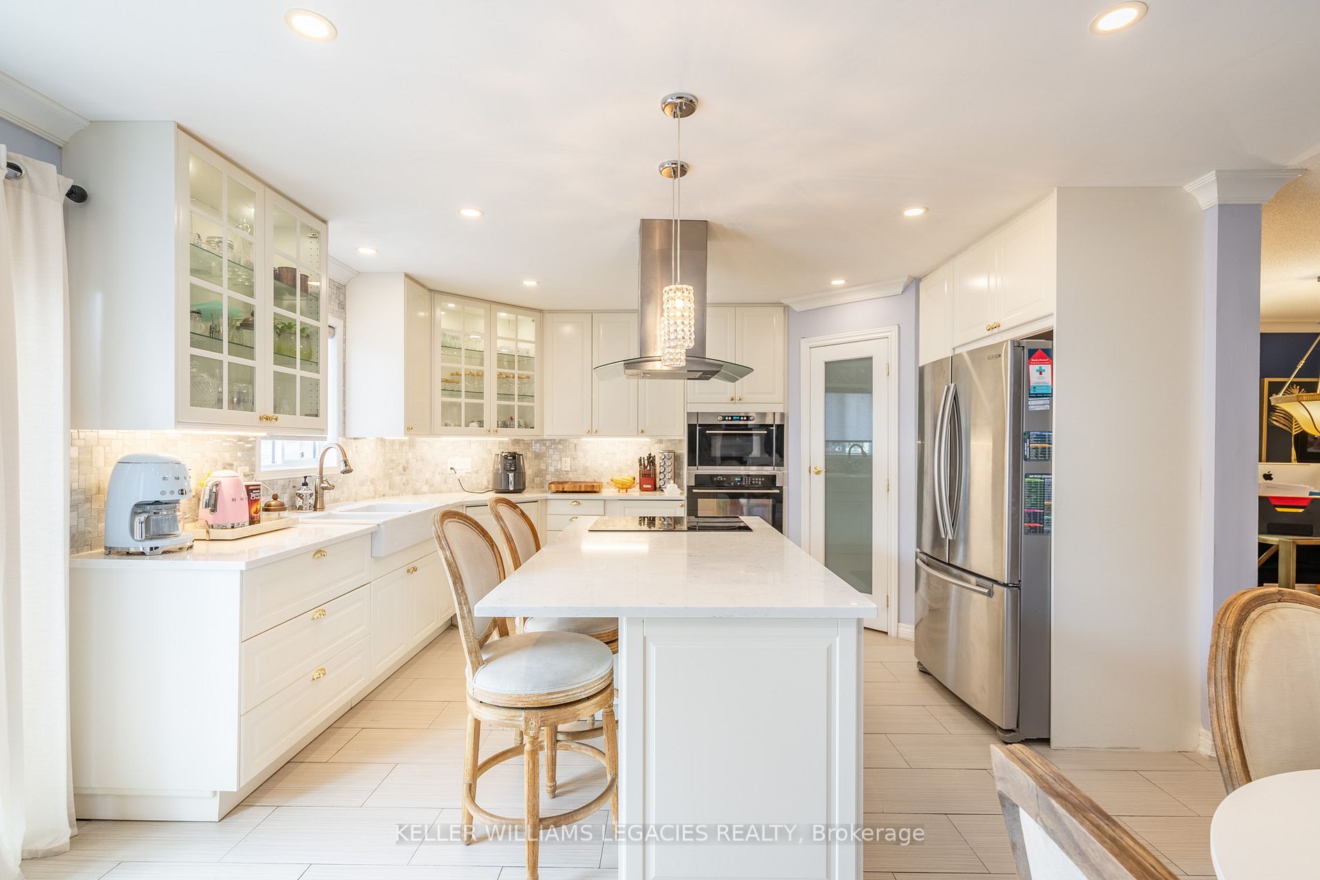 4 Sandway Dr