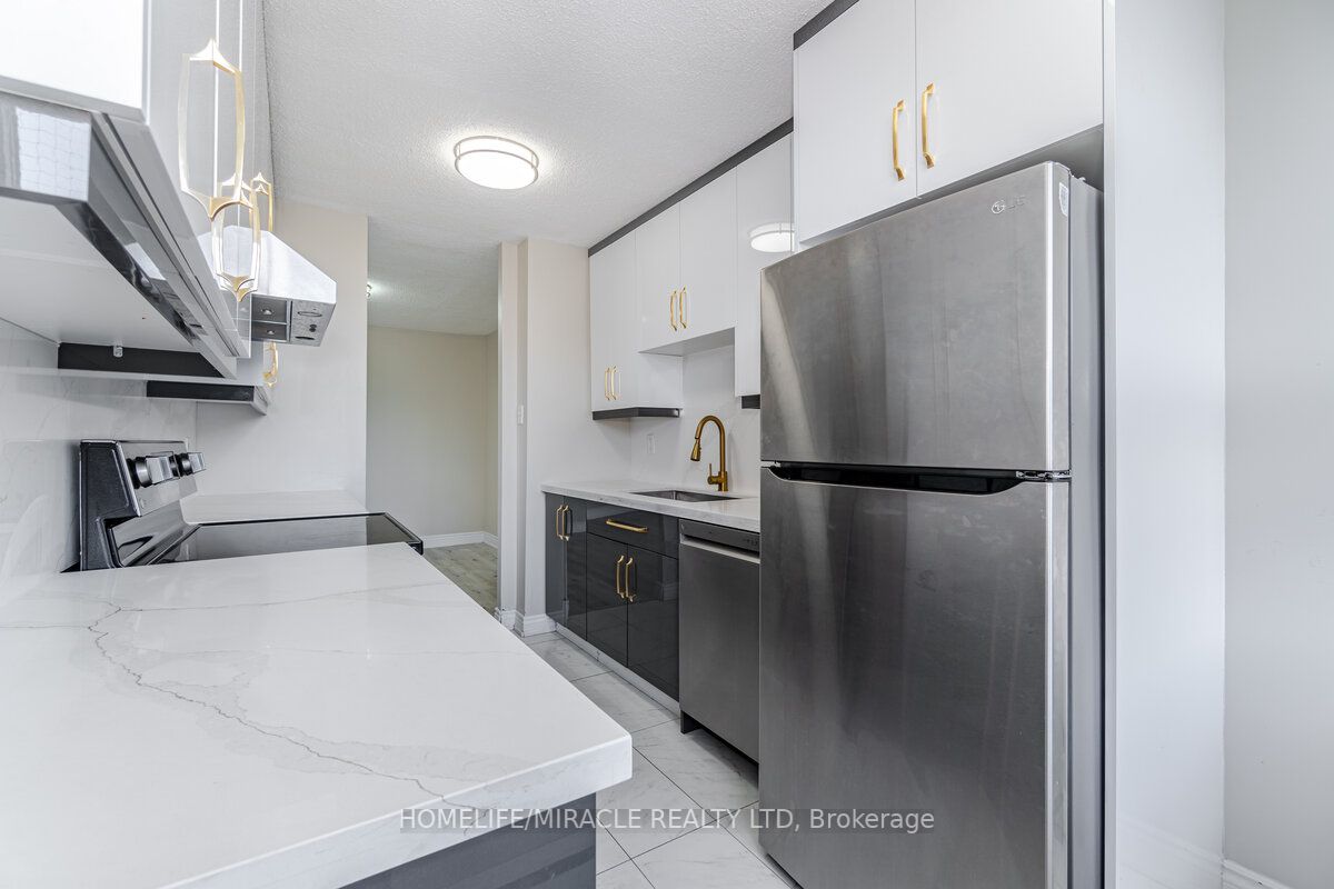 25 Kensington Rd, #410