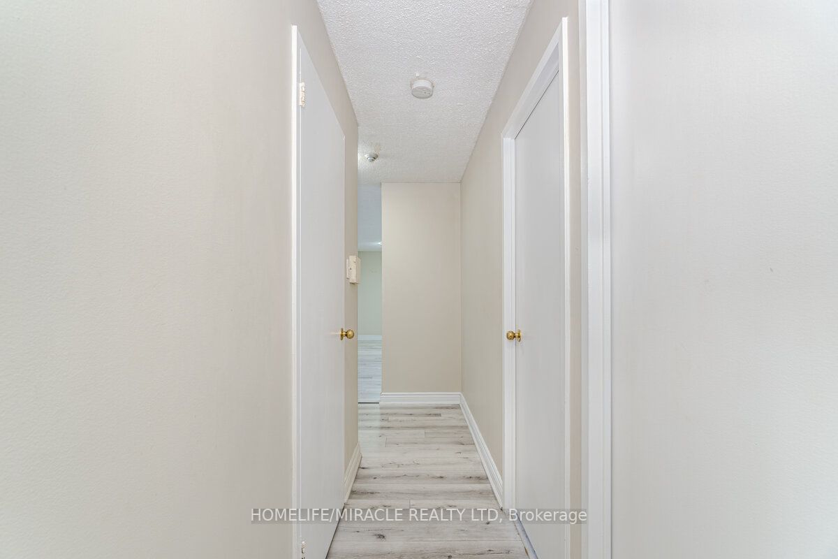 25 Kensington Rd, #410
