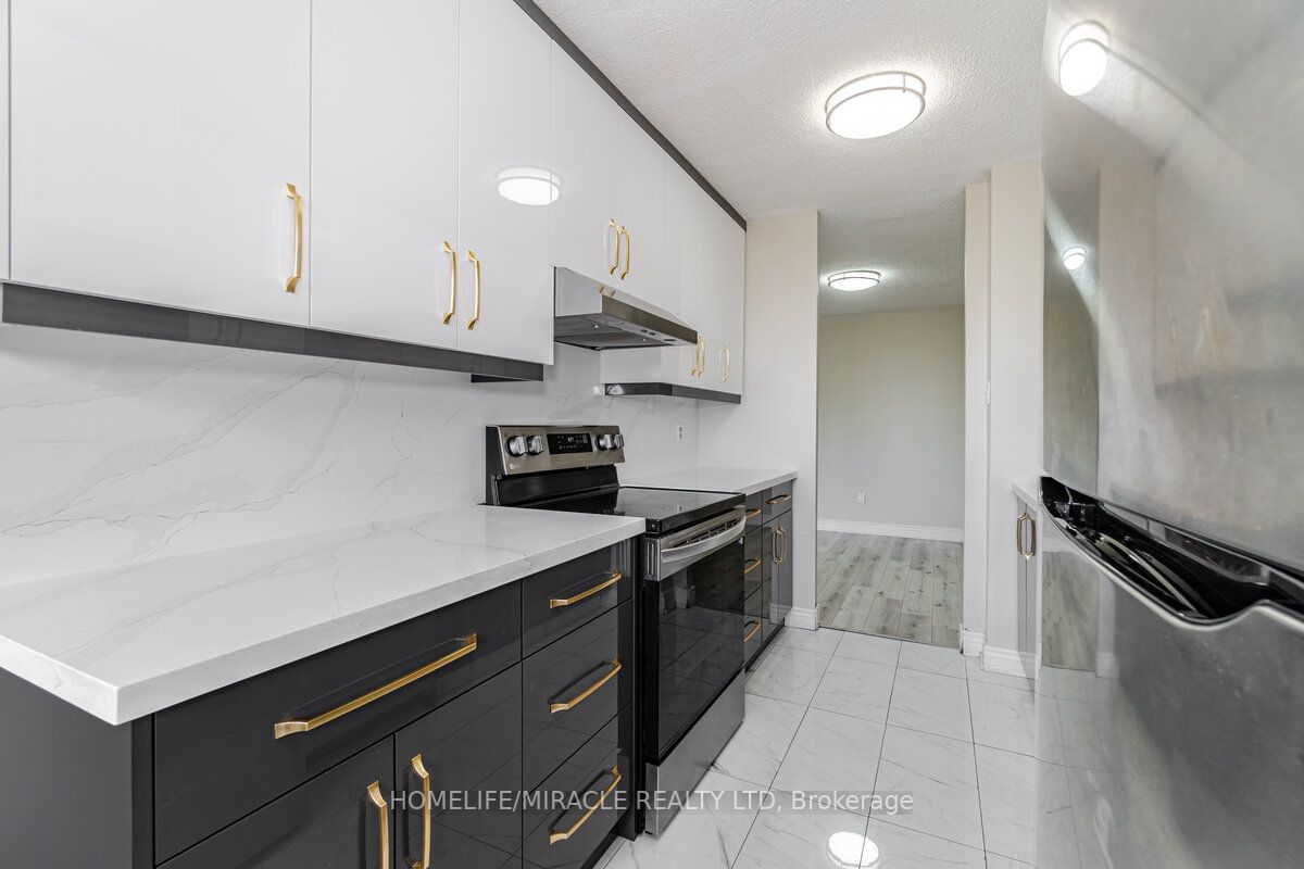 25 Kensington Rd, #410