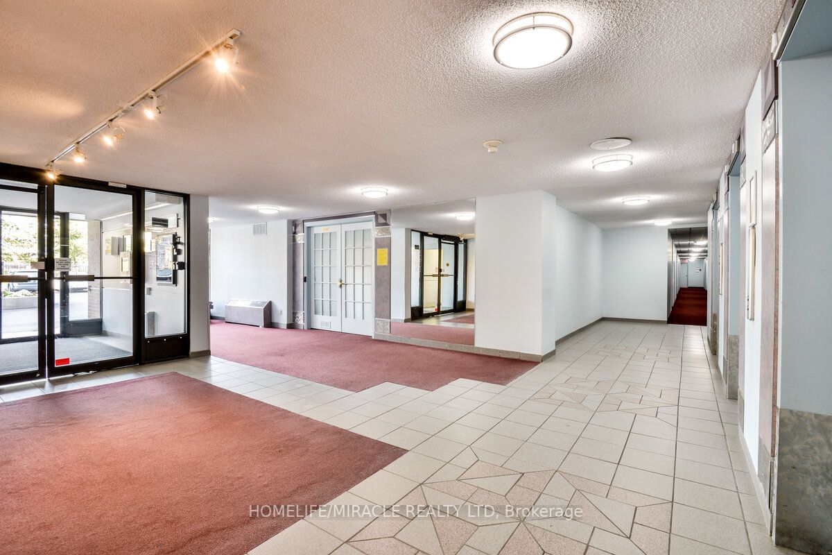 25 Kensington Rd, #410