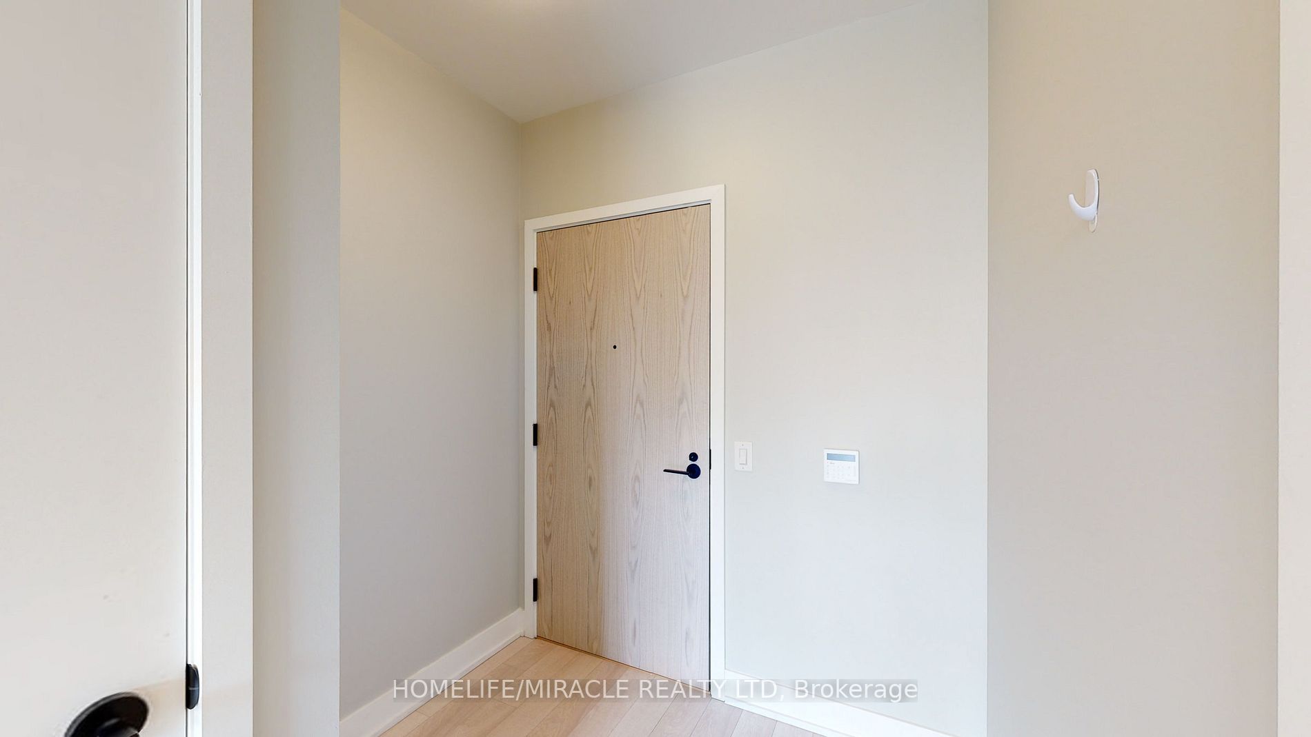 50 George Butchart Dr, #115