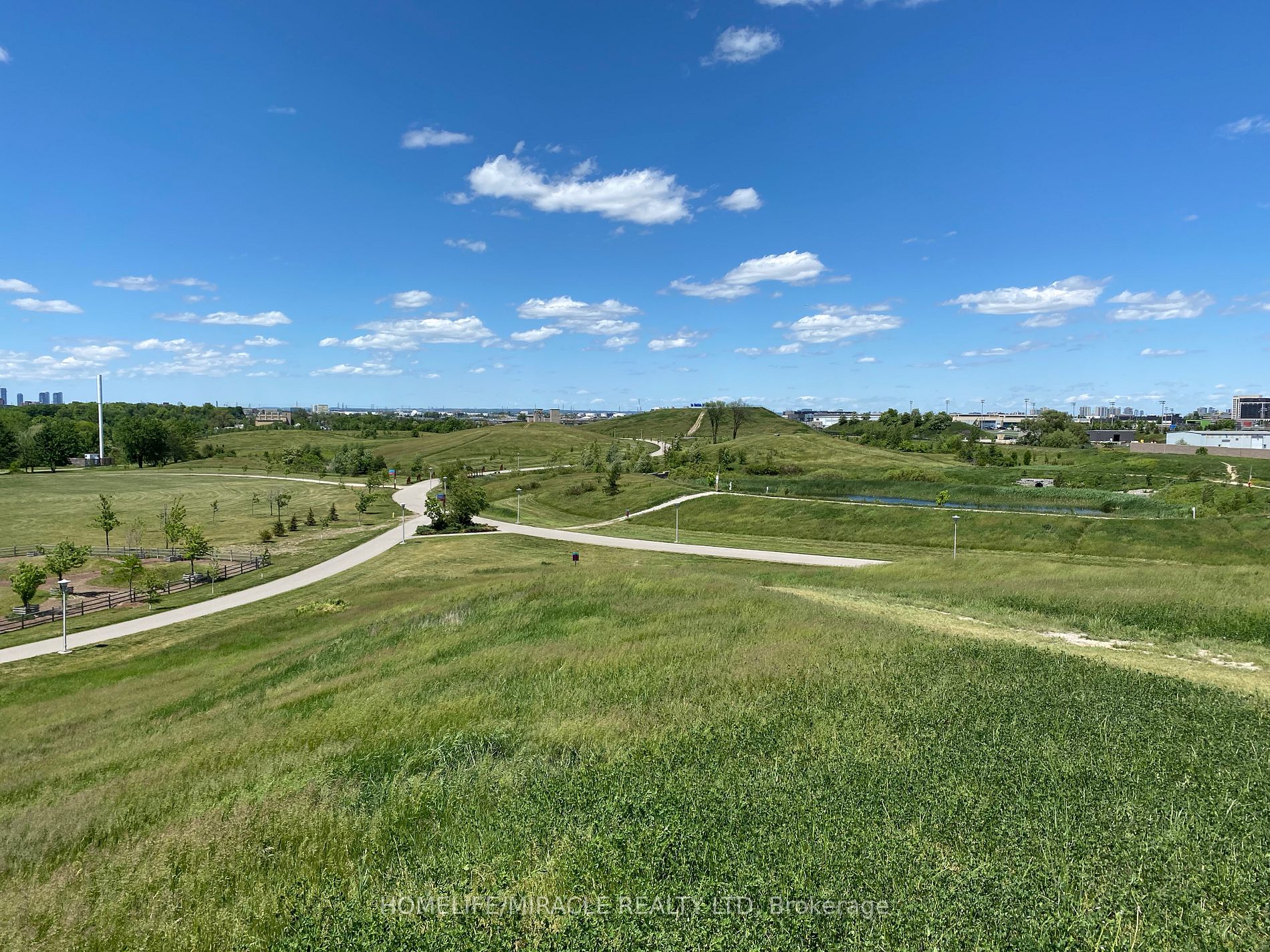 50 George Butchart Dr, #115