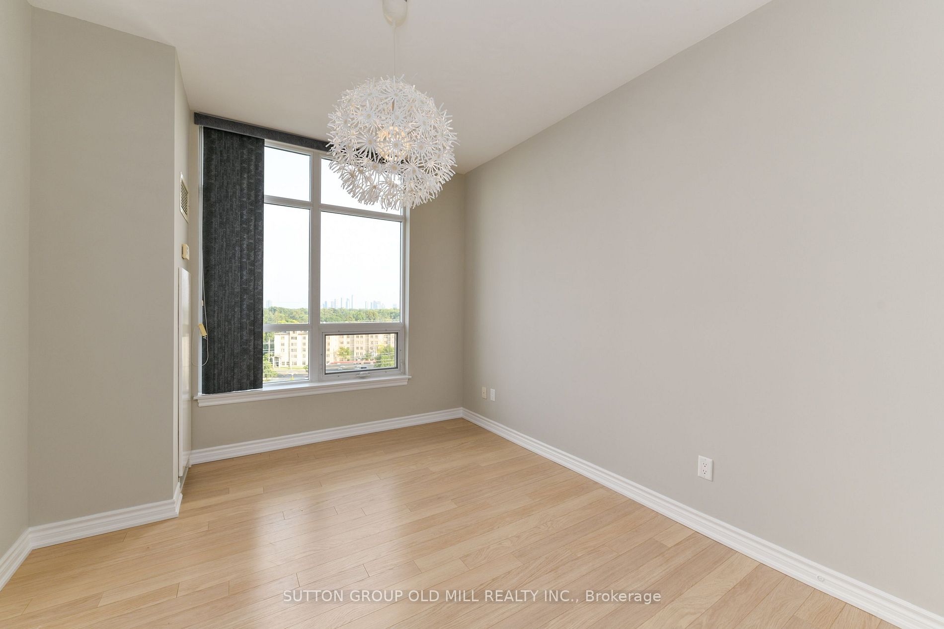 1135 Royal York Rd, #917