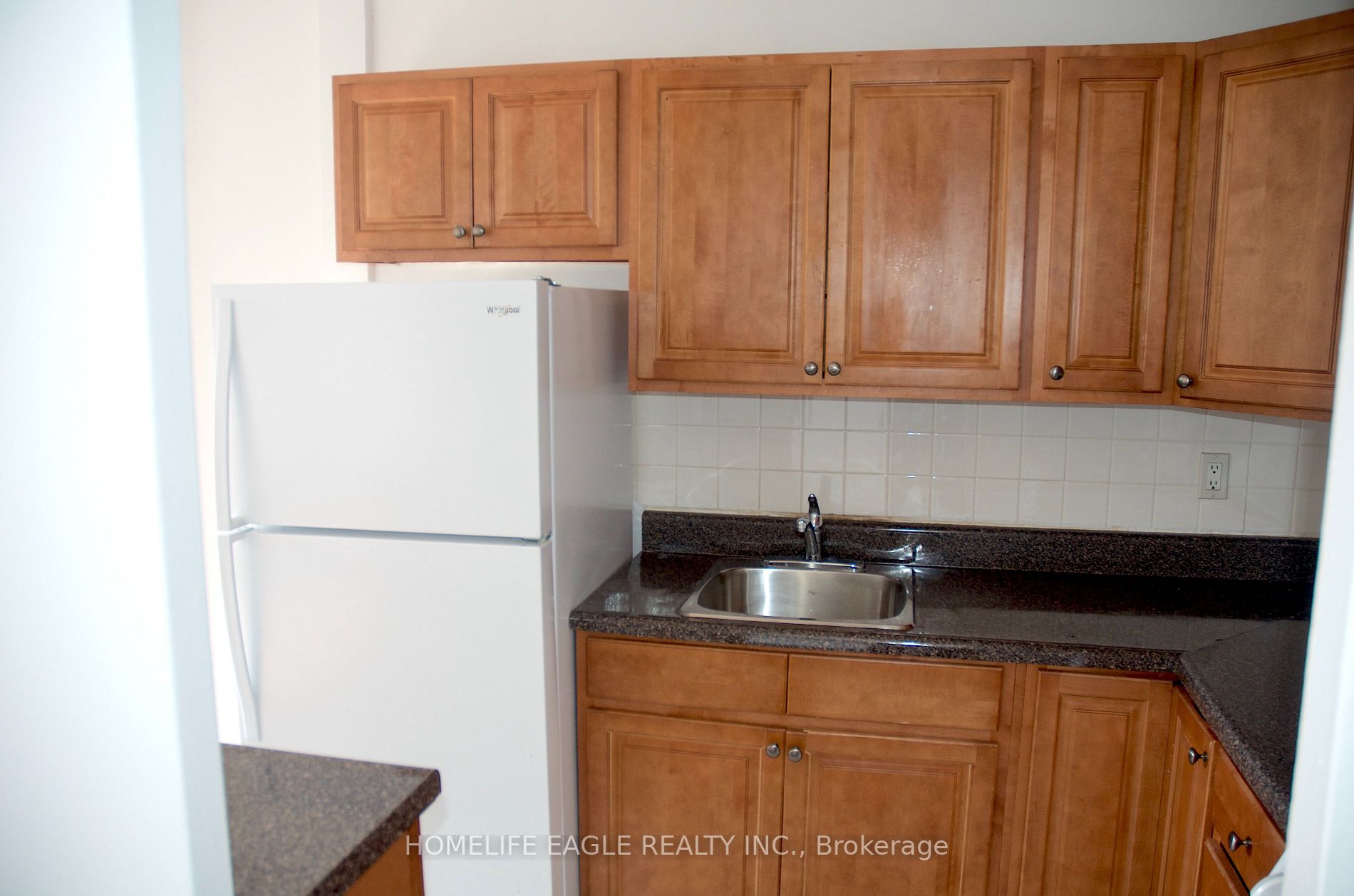 4 Hill Height Rd, #304