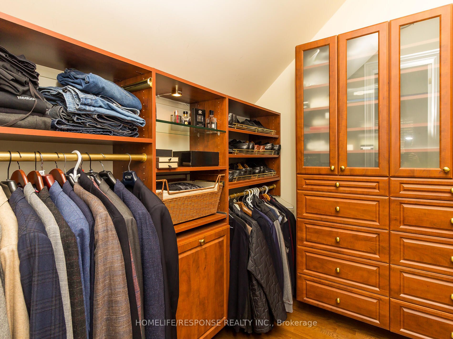 4059 Woodchuck Lane
