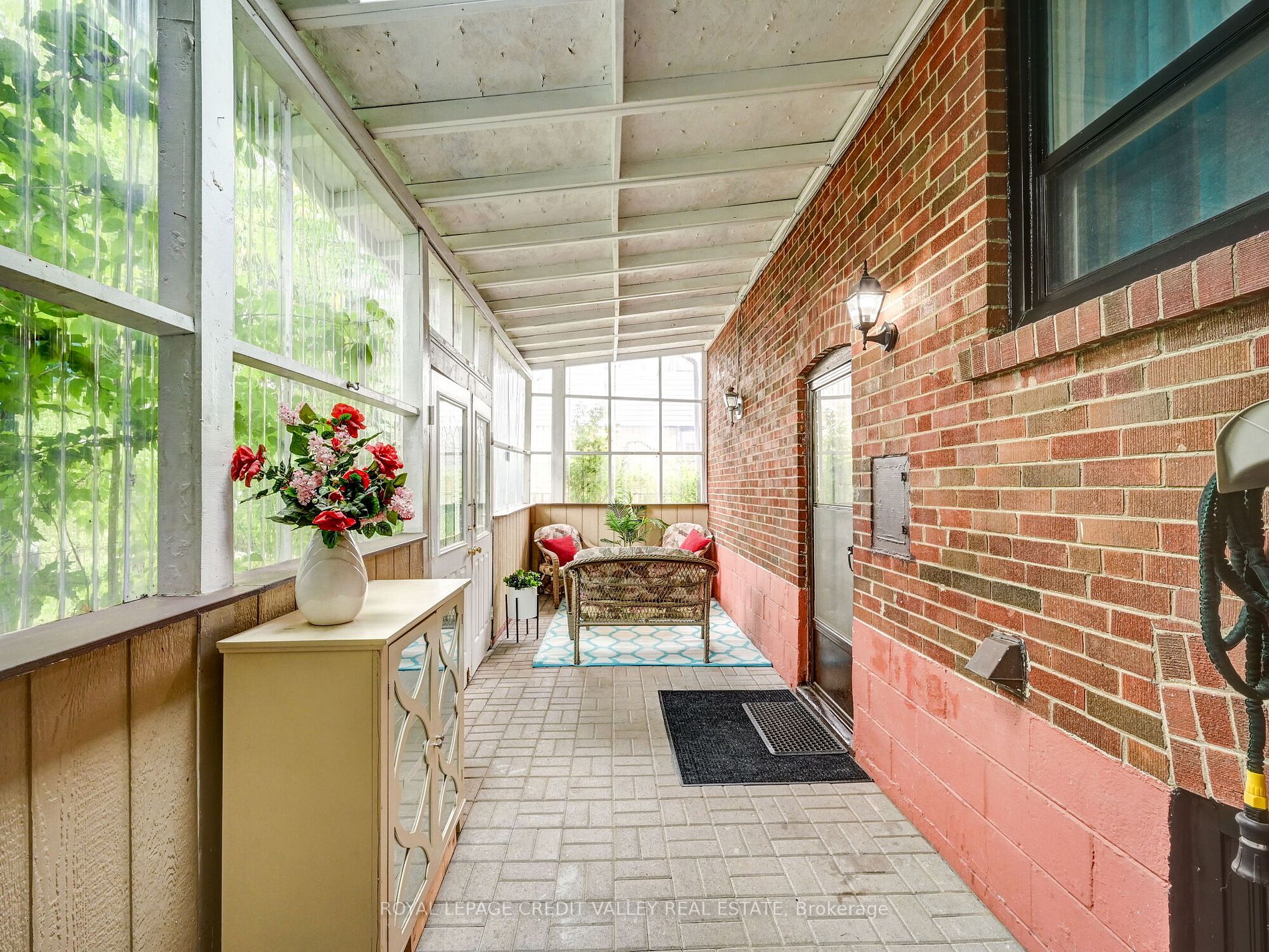 39 Eldomar Ave