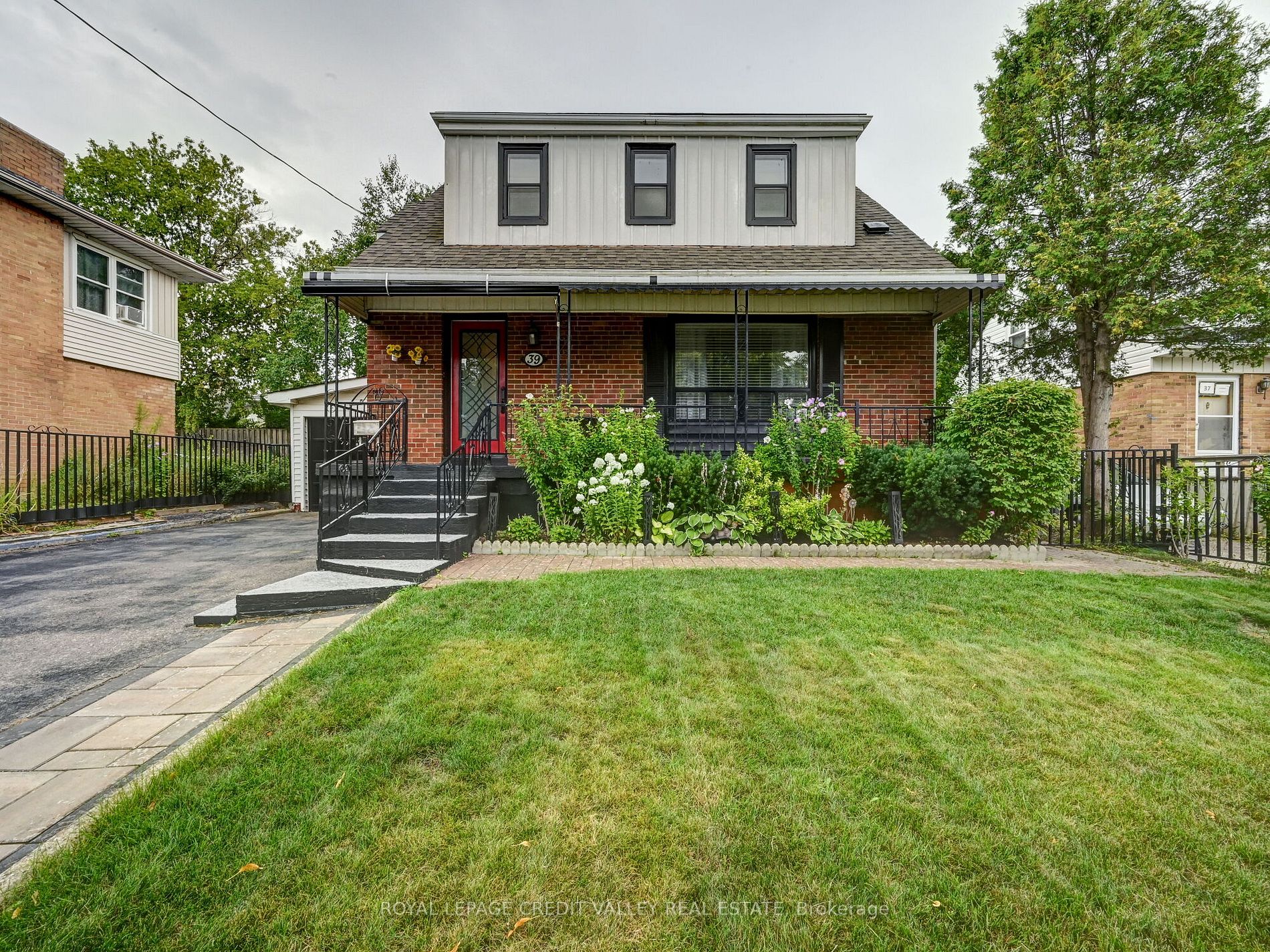 39 Eldomar Ave