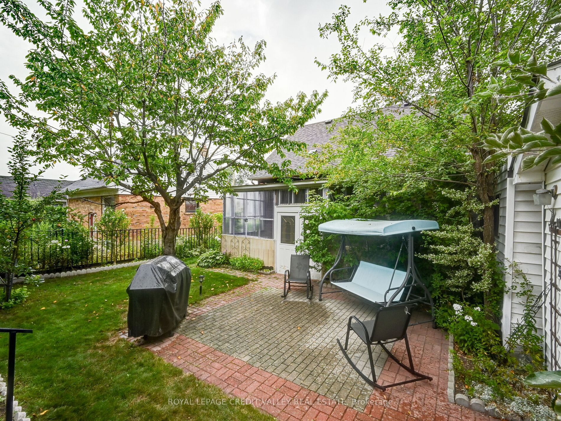 39 Eldomar Ave