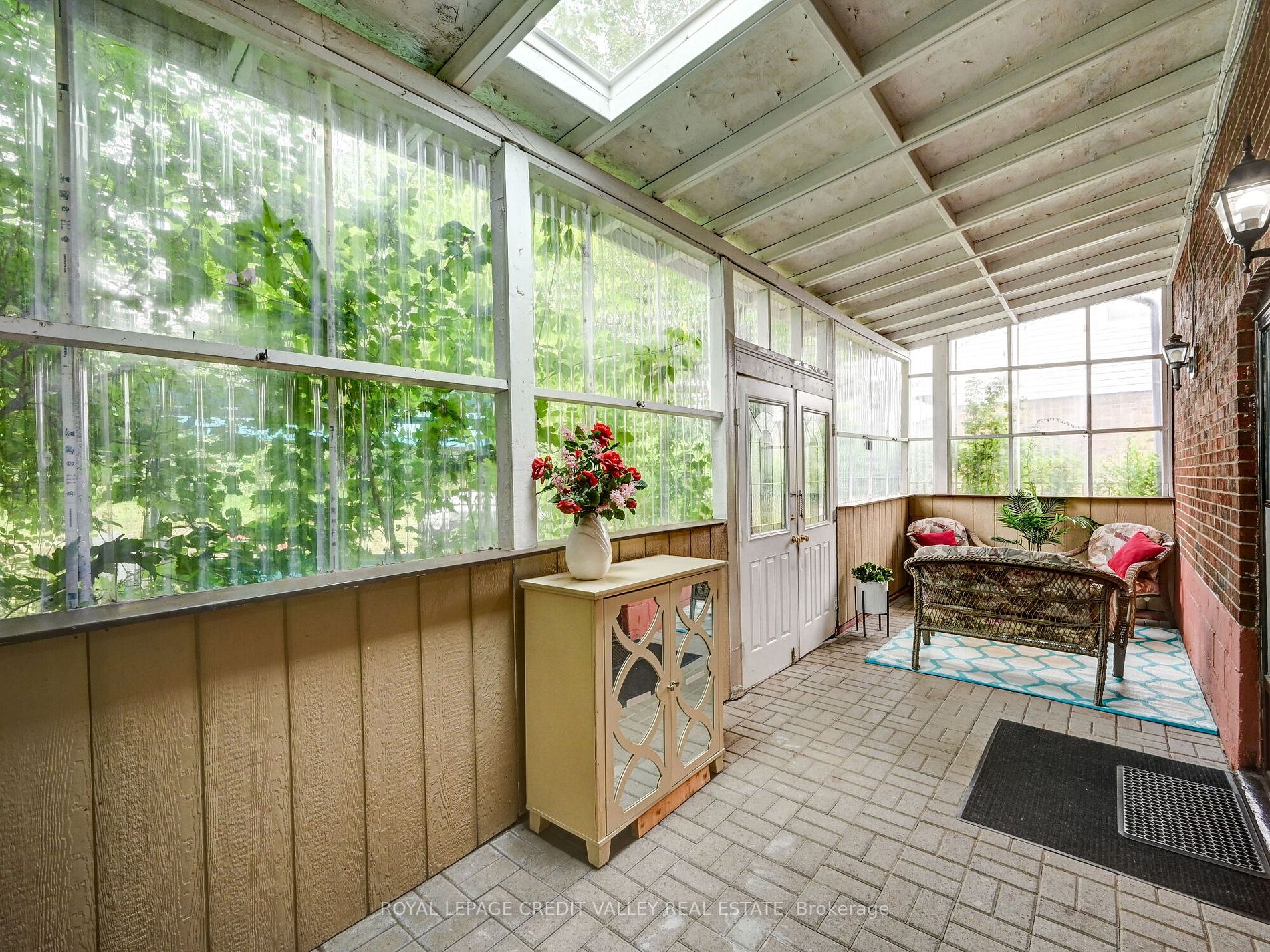 39 Eldomar Ave