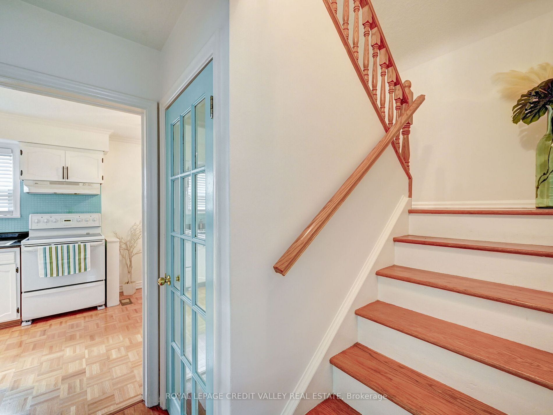 39 Eldomar Ave