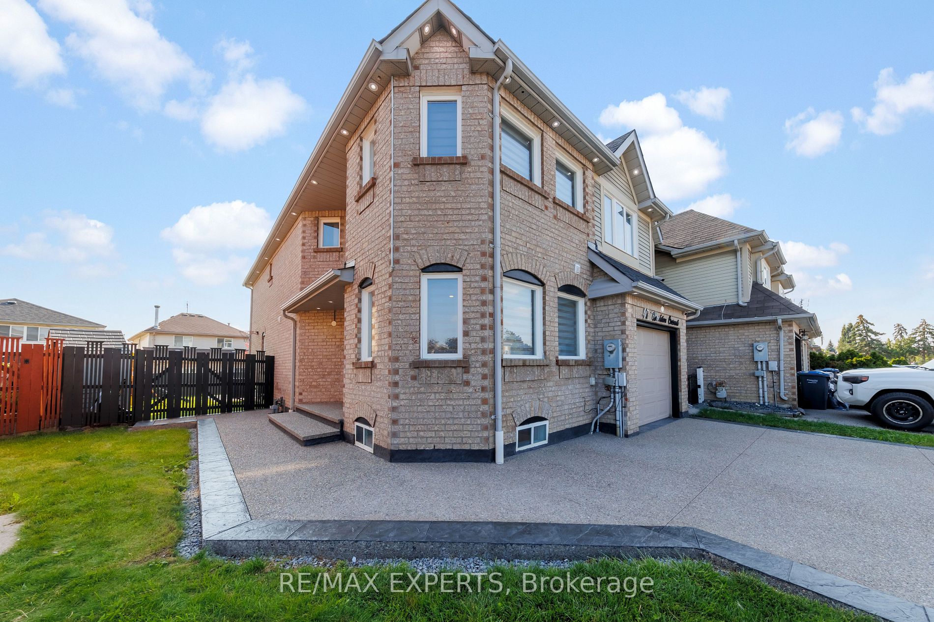 47 Wooliston Cres