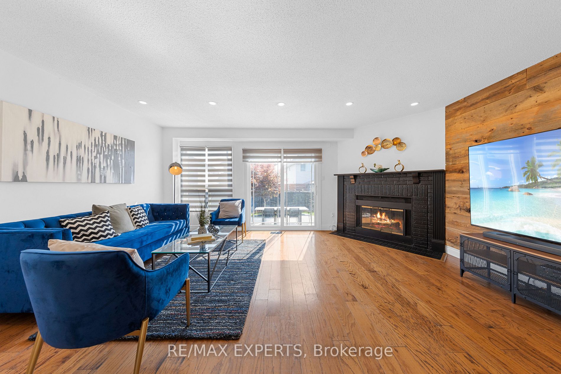 47 Wooliston Cres