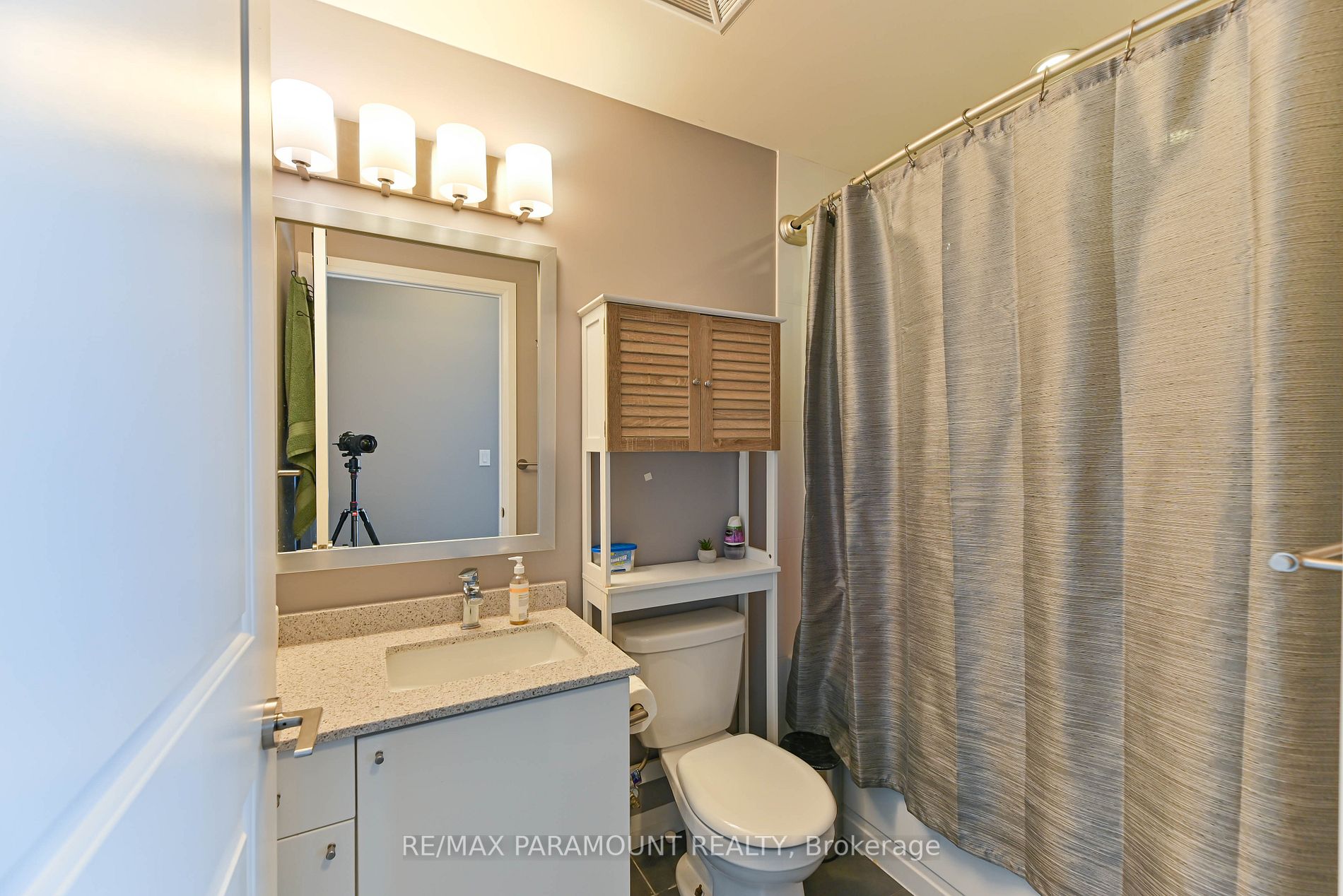 5033 Four Springs Ave, #1117