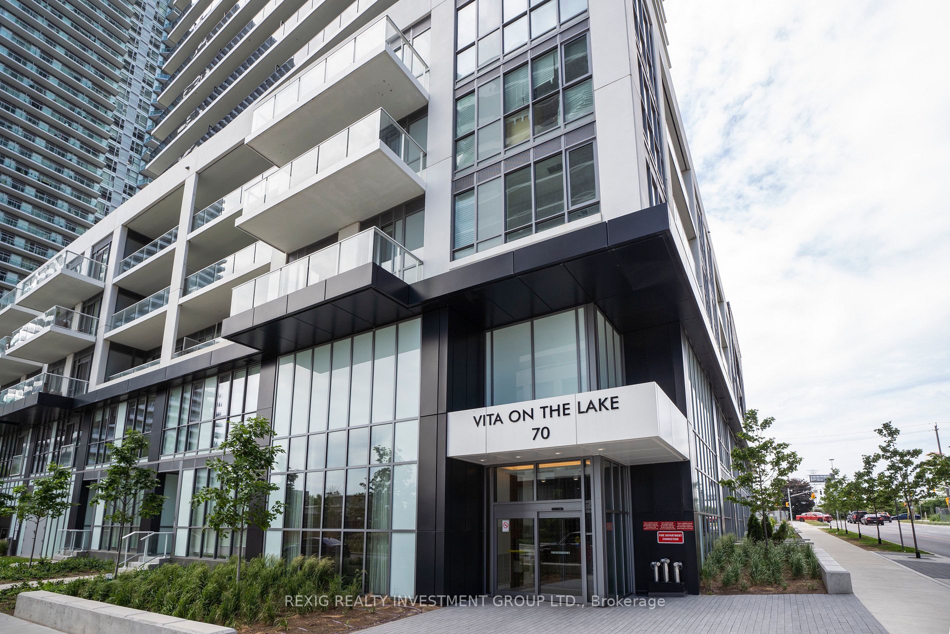 70 Annie Craig Dr, #4007