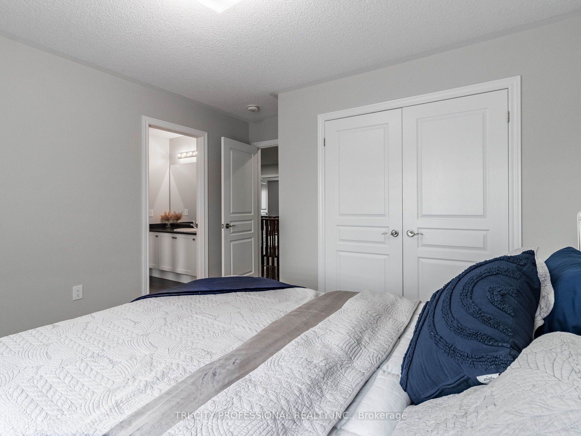 35 Angelgate Rd