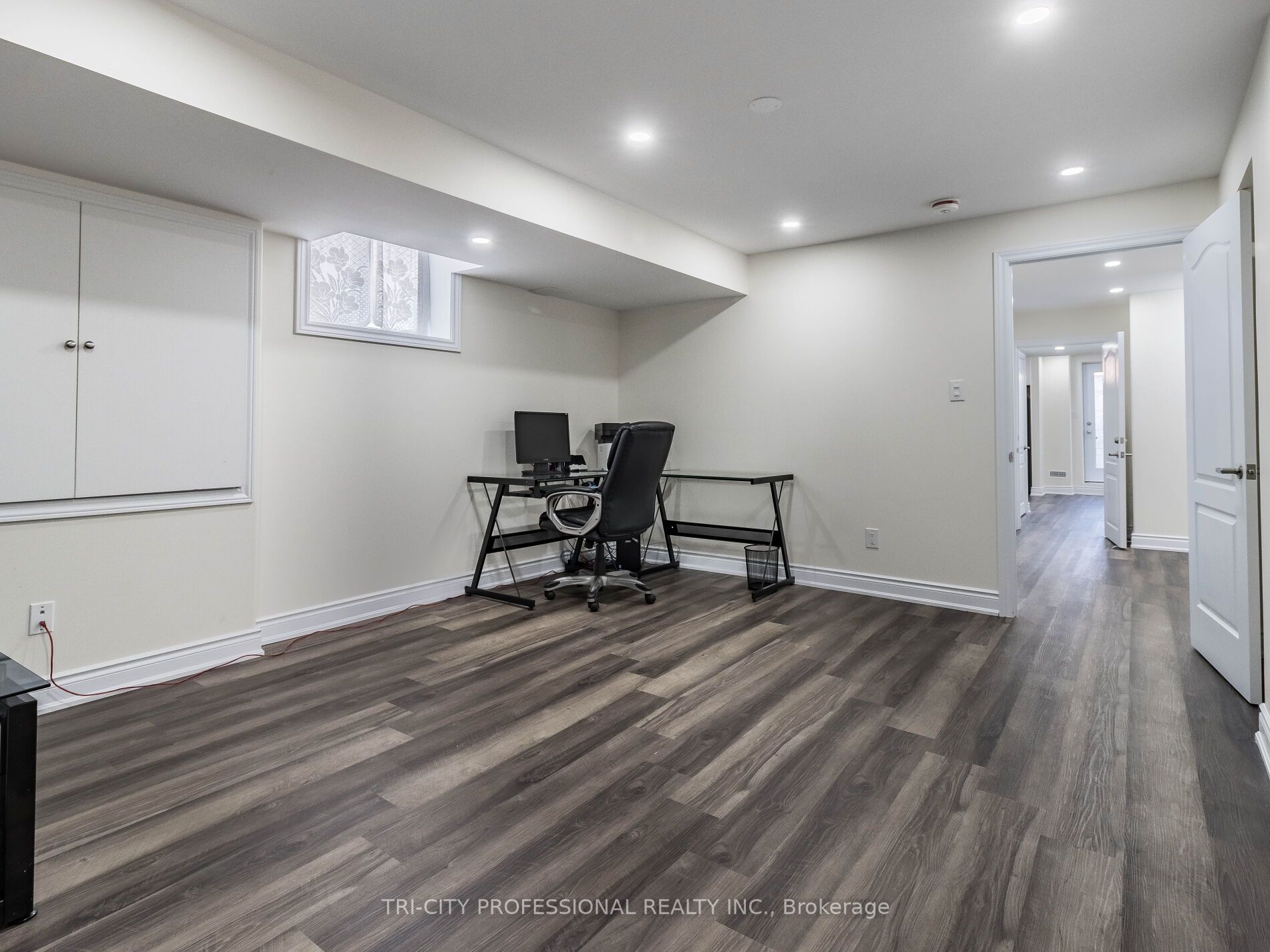35 Angelgate Rd