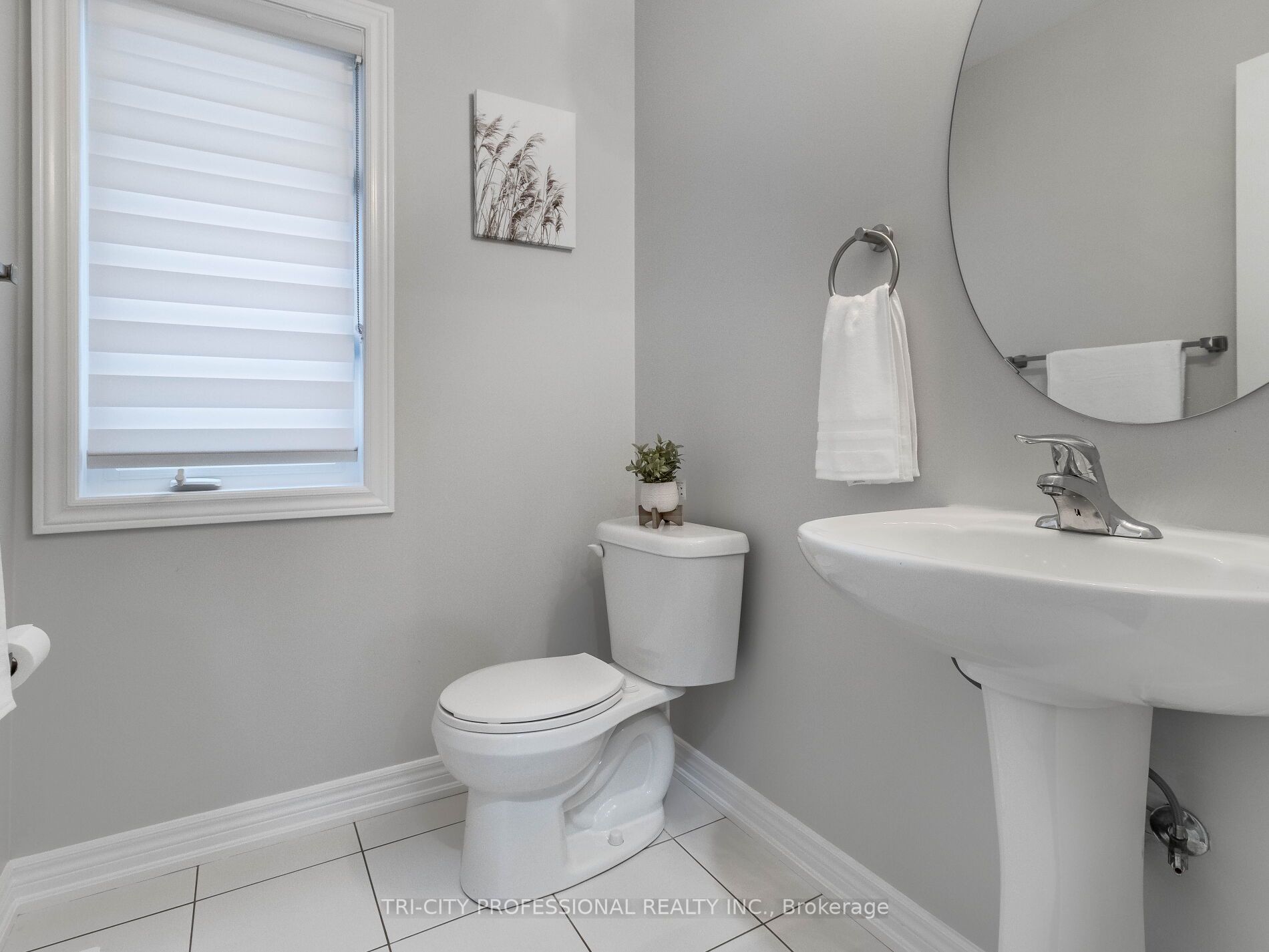 35 Angelgate Rd