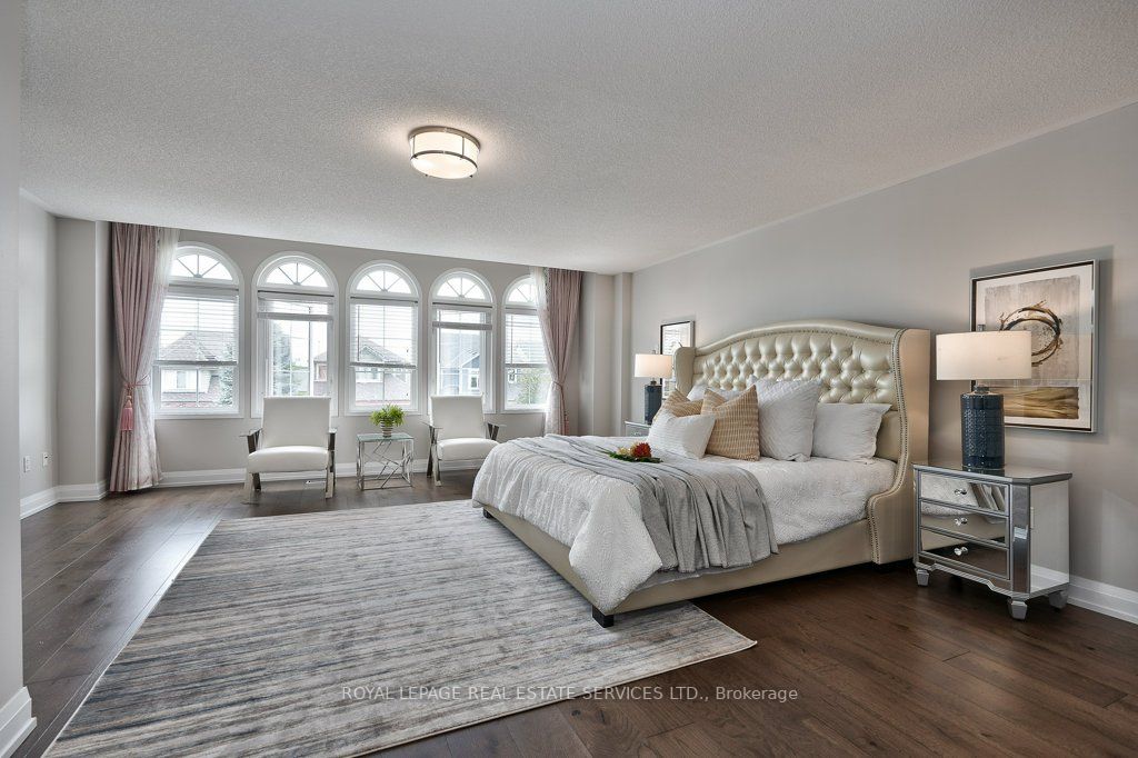 2844 Galleon Cres