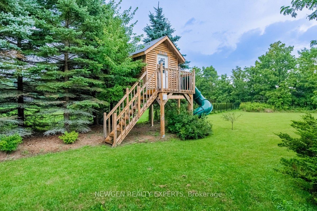 15 Abbitt Cres