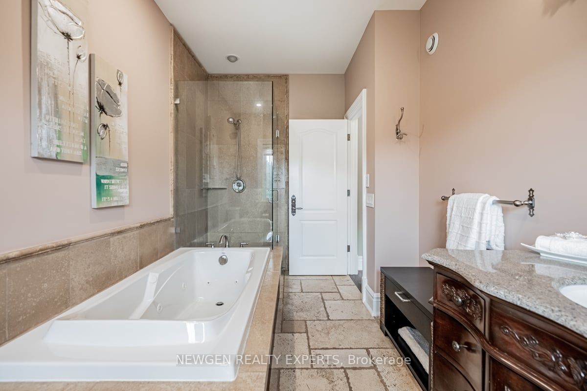 15 Abbitt Cres