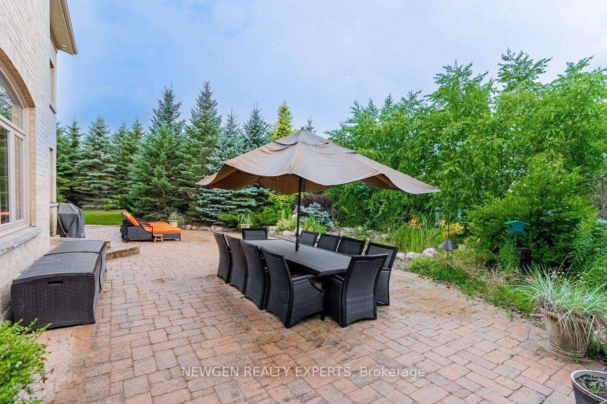 15 Abbitt Cres