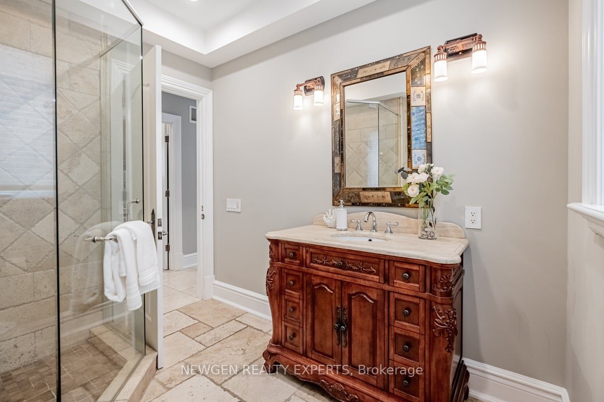 15 Abbitt Cres