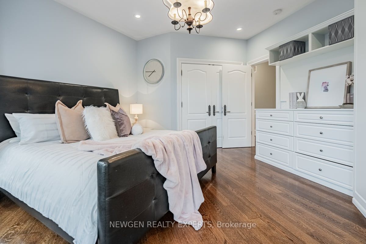 15 Abbitt Cres